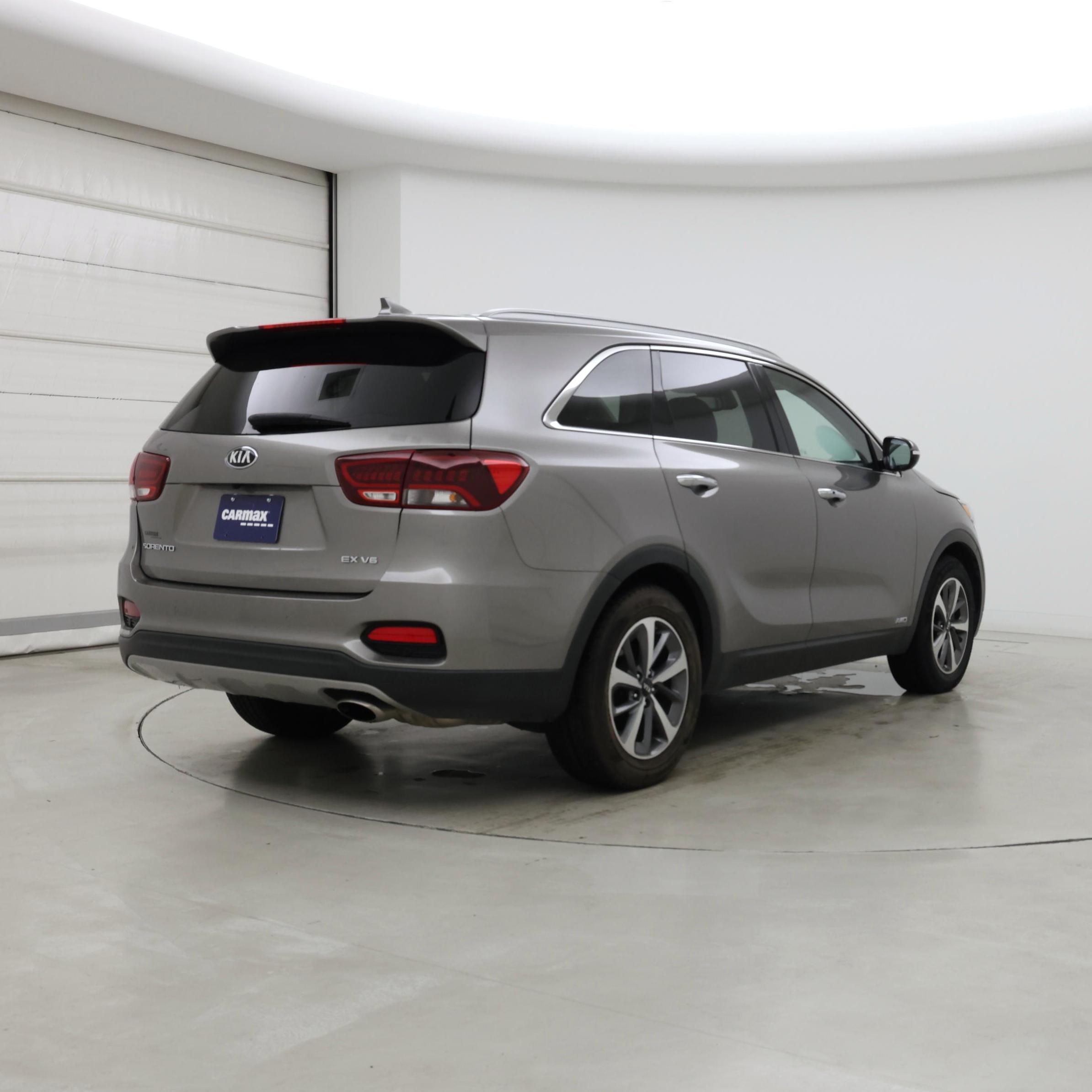 Thumbnail: 2019 Kia Sorento - 8