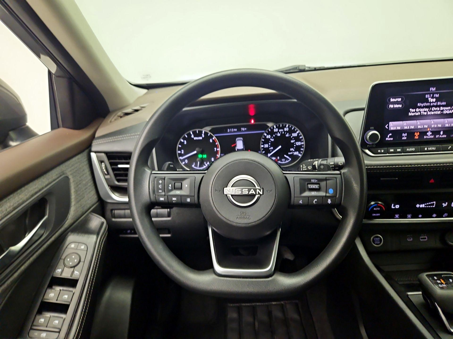 Thumbnail: 2023 Nissan Rogue - 10