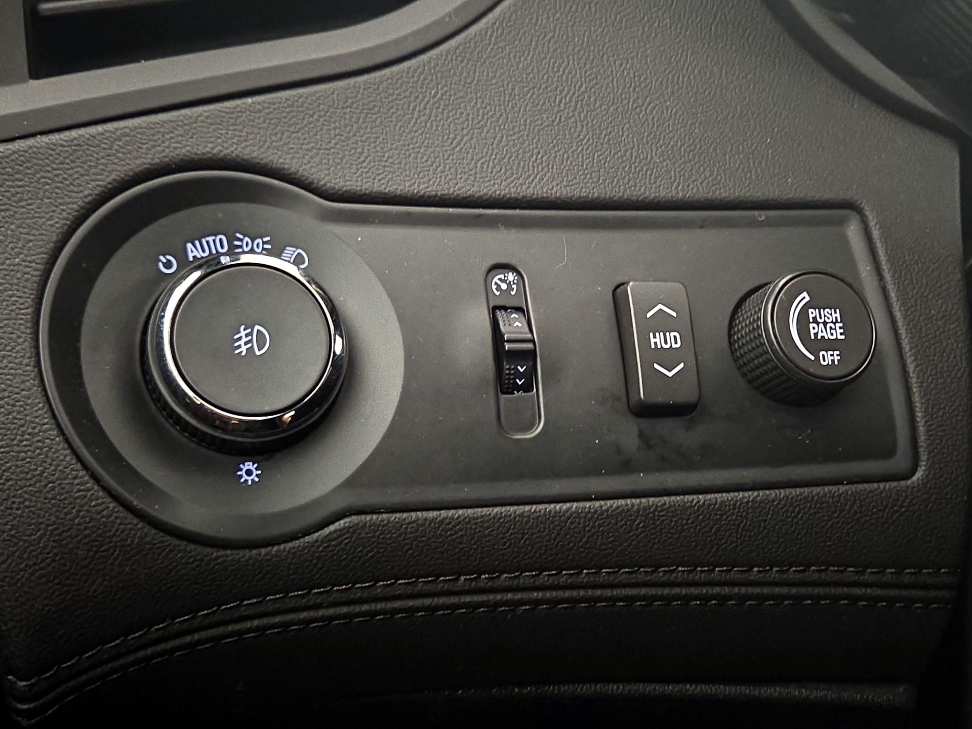 Thumbnail: 2014 Buick LaCrosse - 13