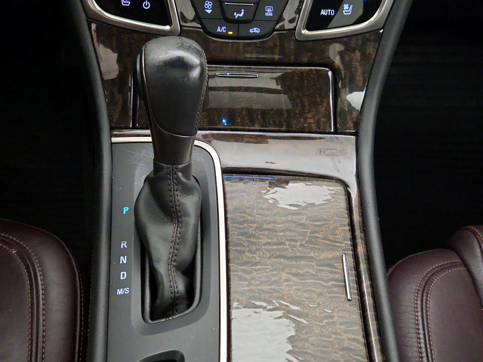 Thumbnail: 2014 Buick LaCrosse - 18