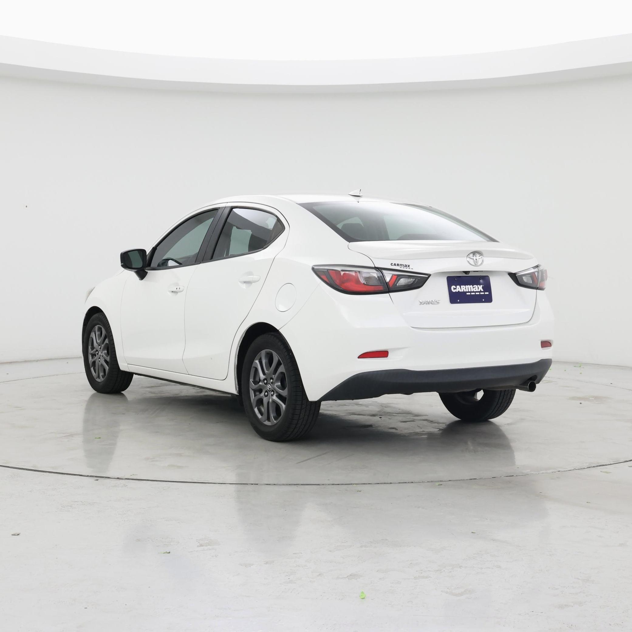 Thumbnail: 2019 Toyota Yaris - 2