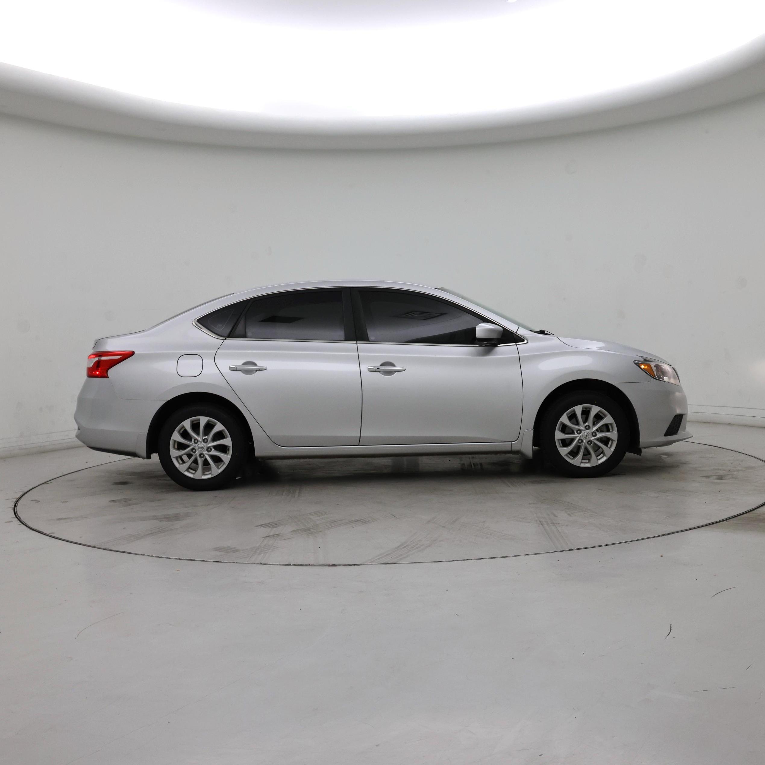 Thumbnail: 2019 Nissan Sentra - 7