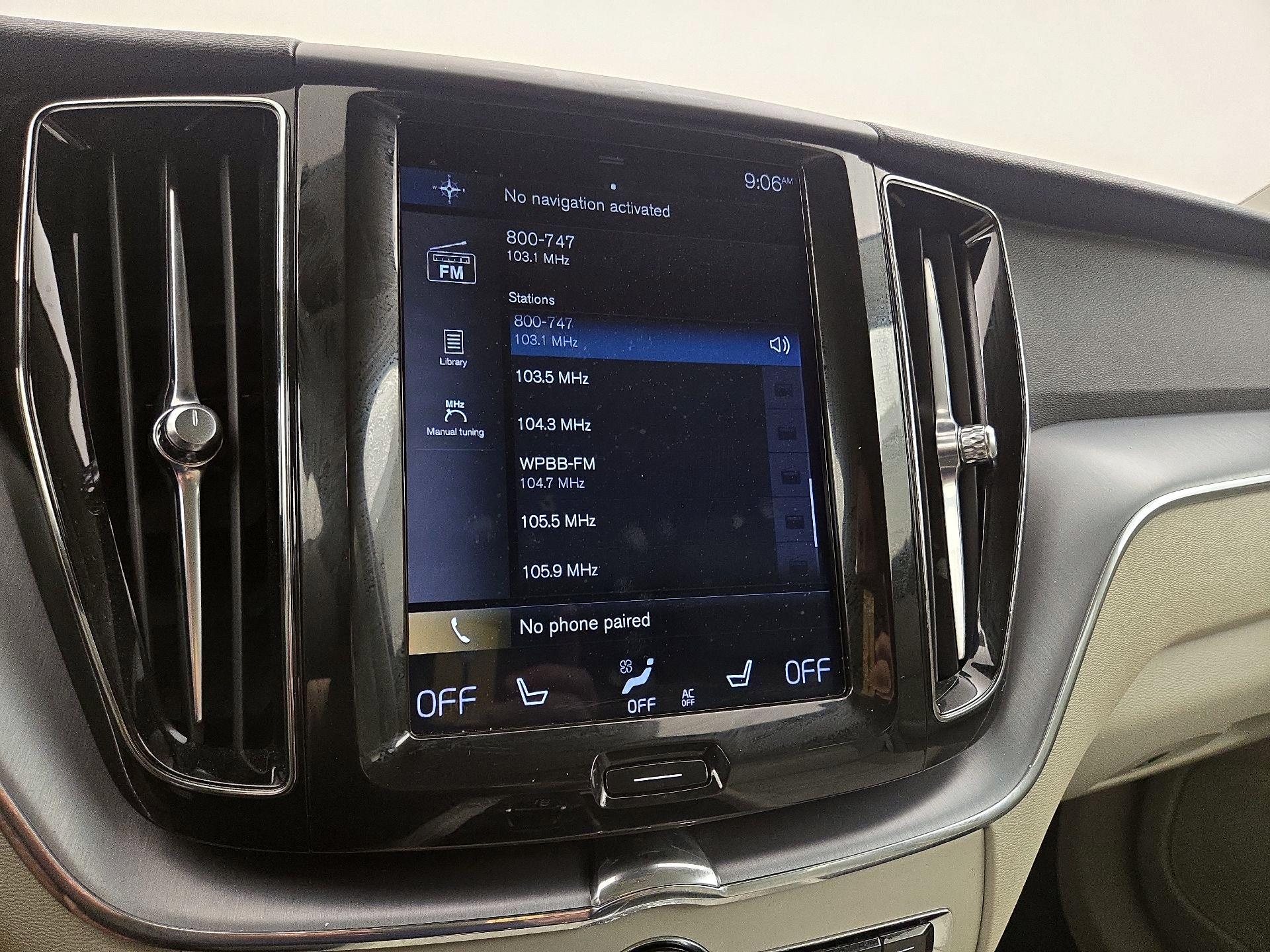 Thumbnail: 2020 Volvo XC60 - 15