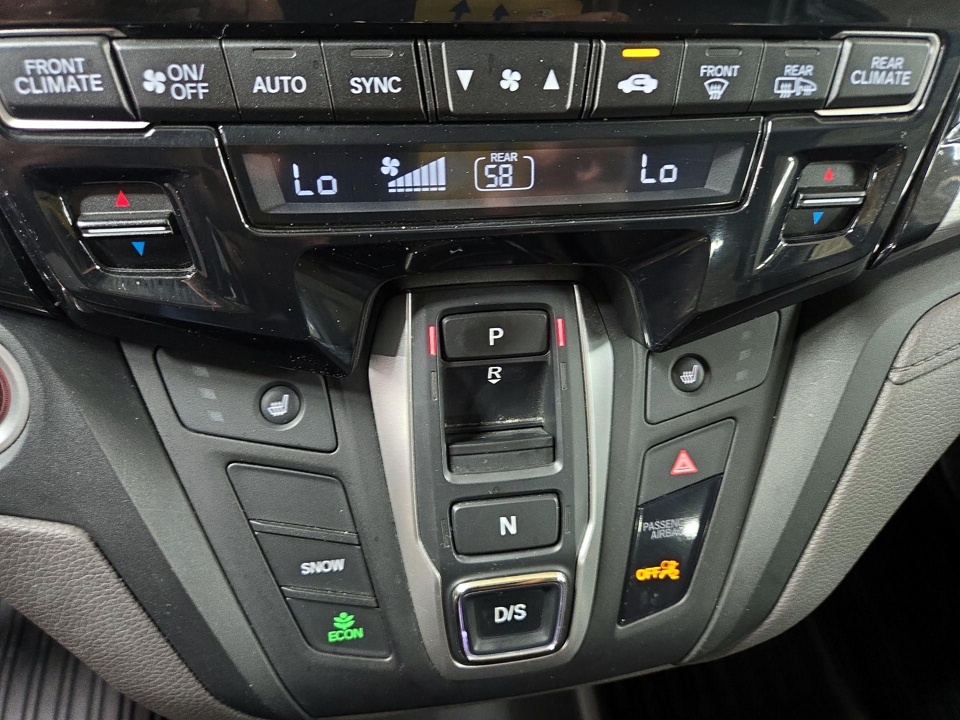 Thumbnail: 2019 Honda Odyssey - 16