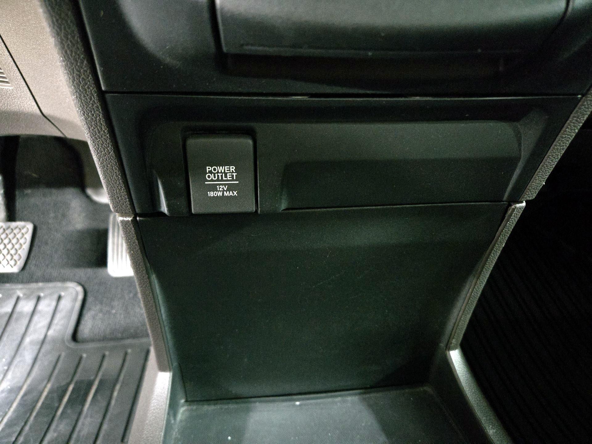 Thumbnail: 2019 Honda Odyssey - 18