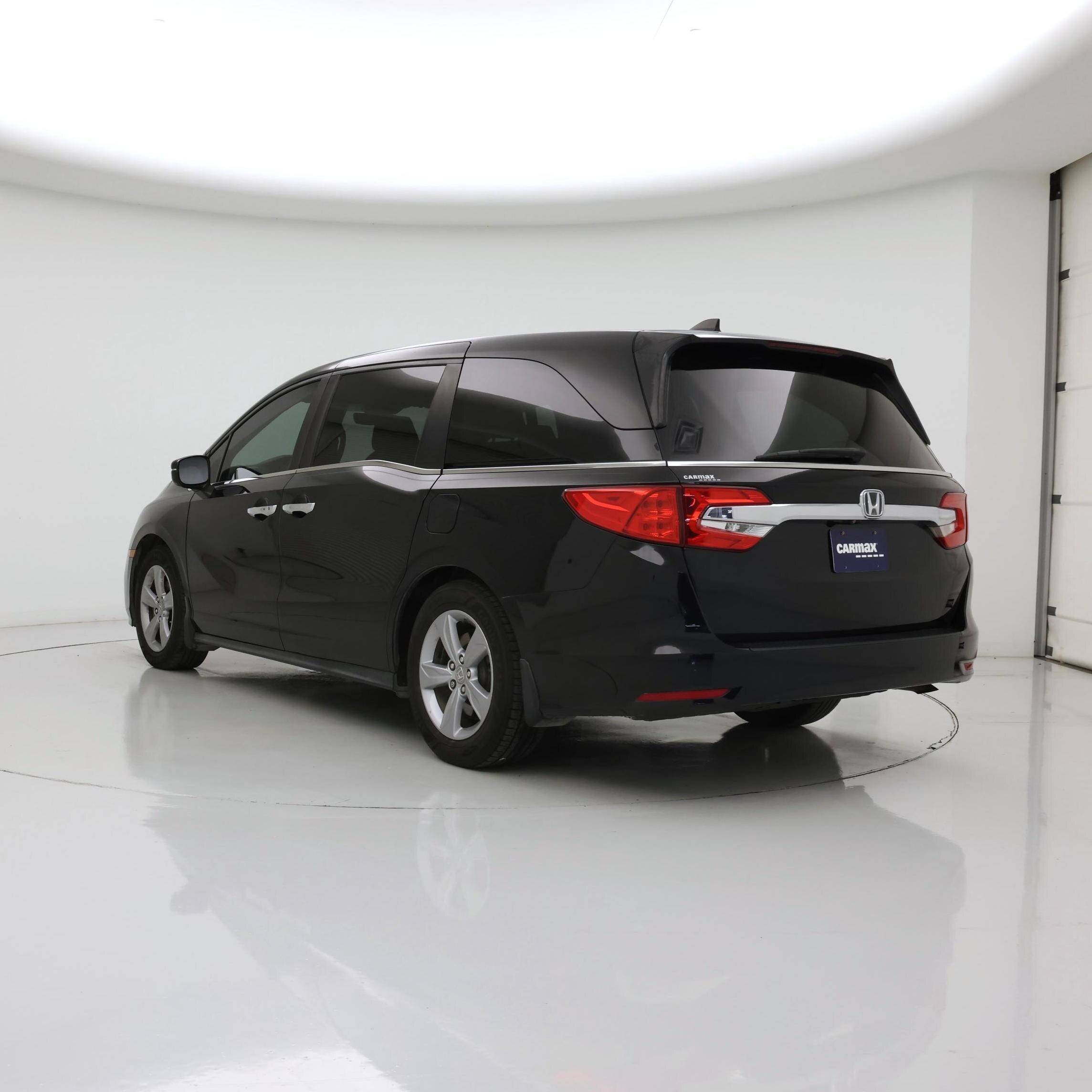 Thumbnail: 2019 Honda Odyssey - 2