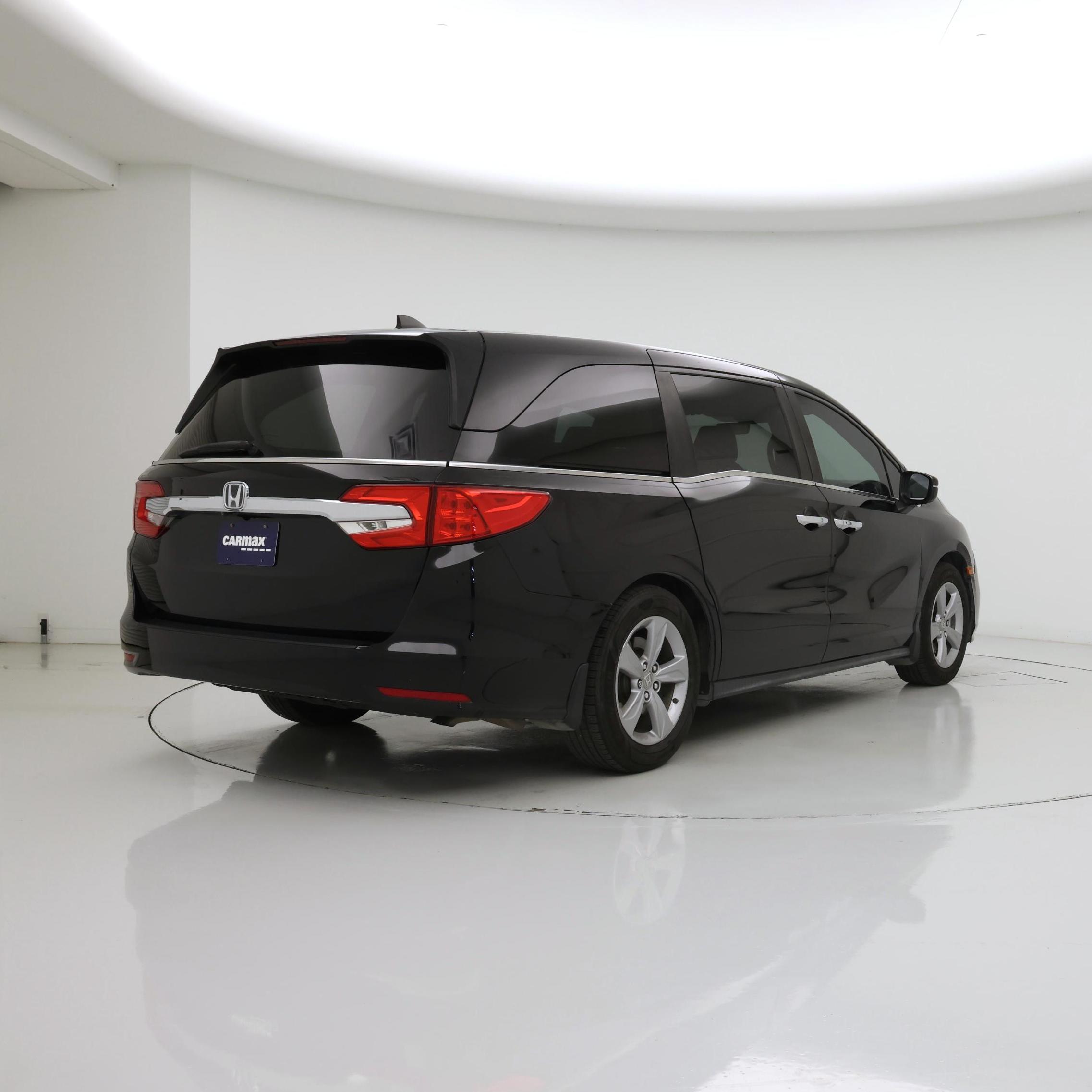 Thumbnail: 2019 Honda Odyssey - 8
