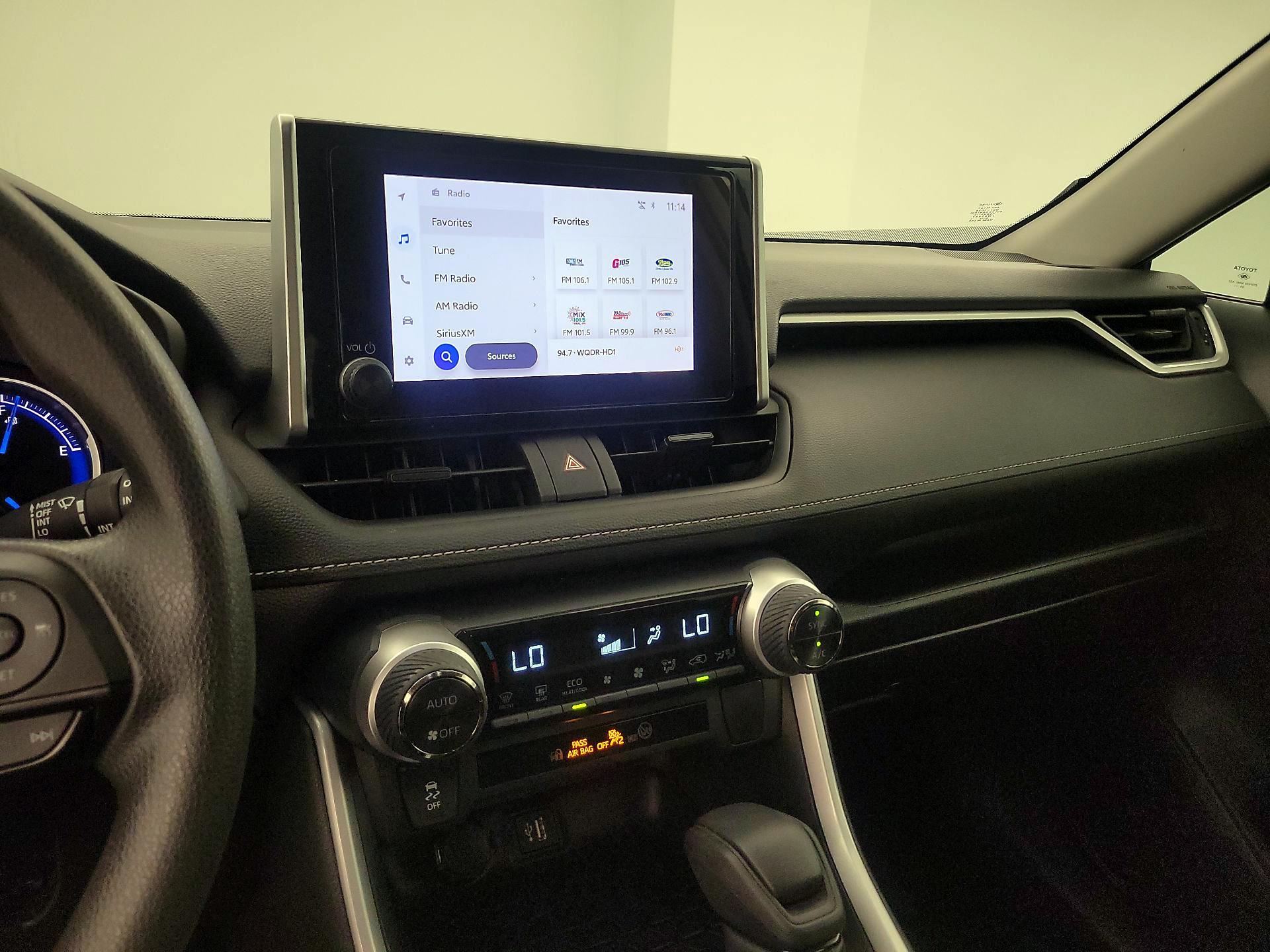 Thumbnail: 2024 Toyota RAV4 - 15
