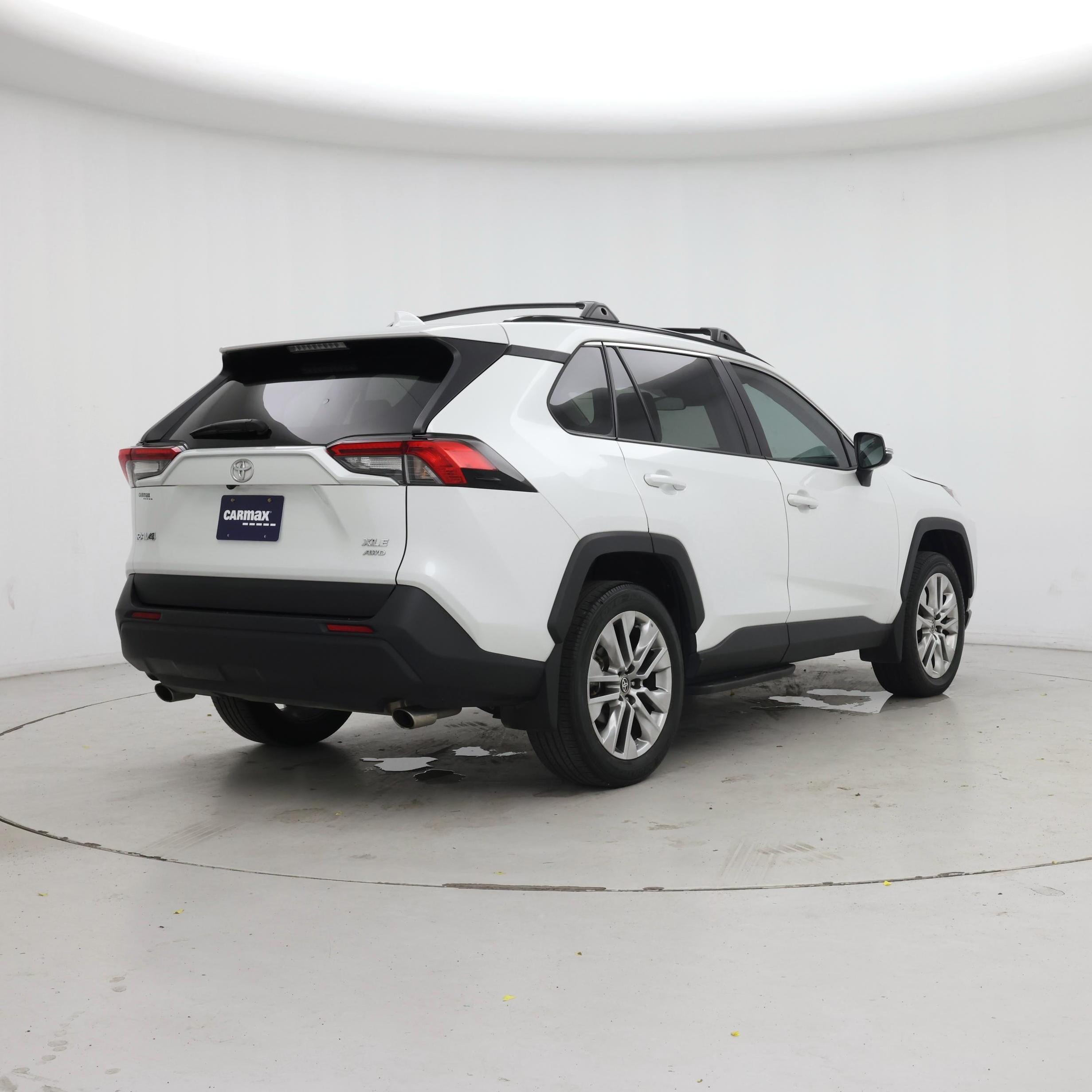Thumbnail: 2024 Toyota RAV4 - 8
