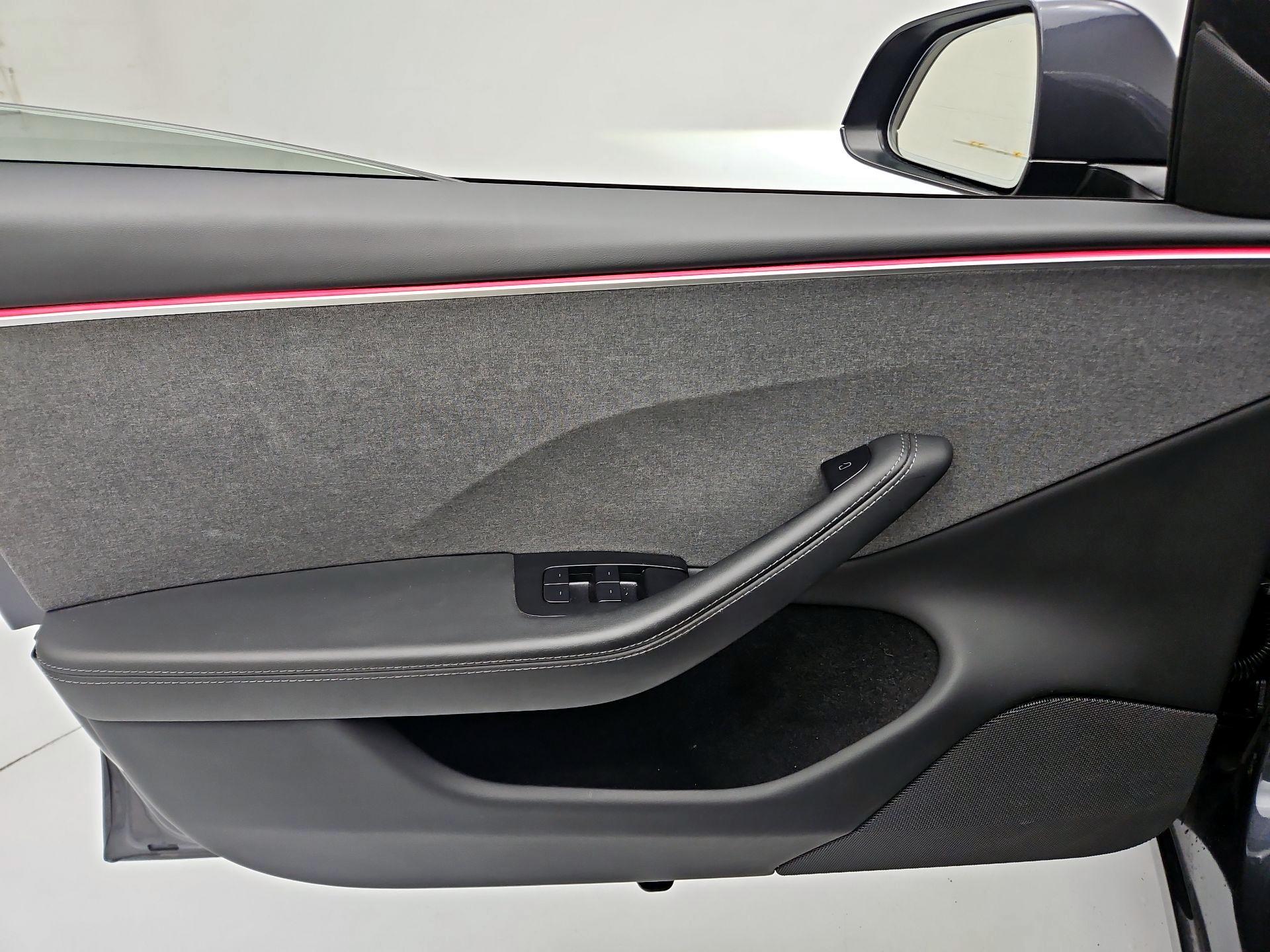 Thumbnail: 2024 Tesla Model 3 - 12