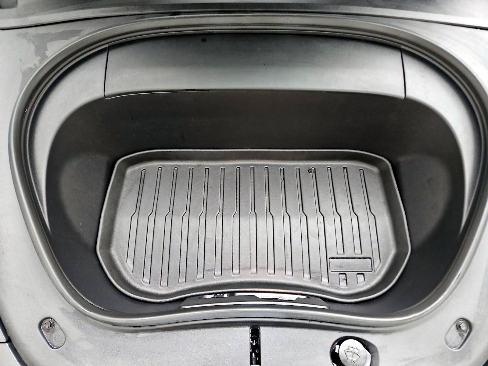 2024 Tesla Model 3 - Photo 22