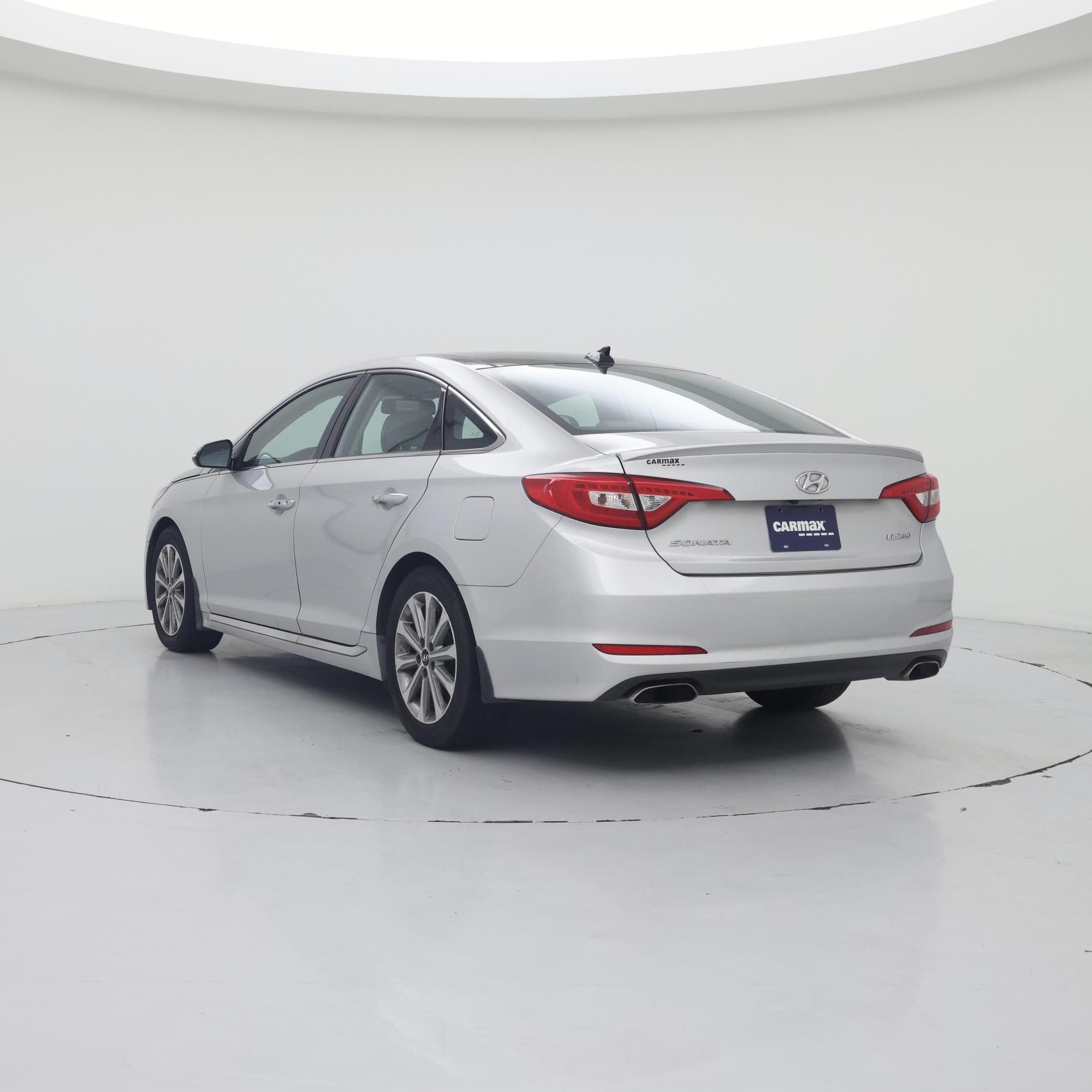 Thumbnail: 2016 Hyundai Sonata - 2