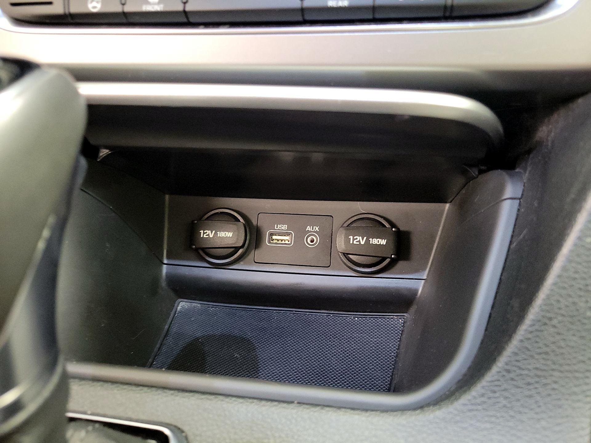 Thumbnail: 2016 Hyundai Sonata - 19