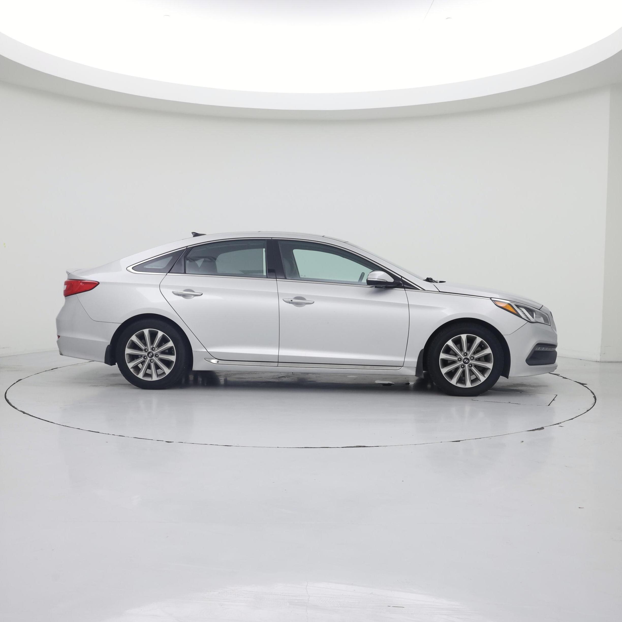 Thumbnail: 2016 Hyundai Sonata - 7