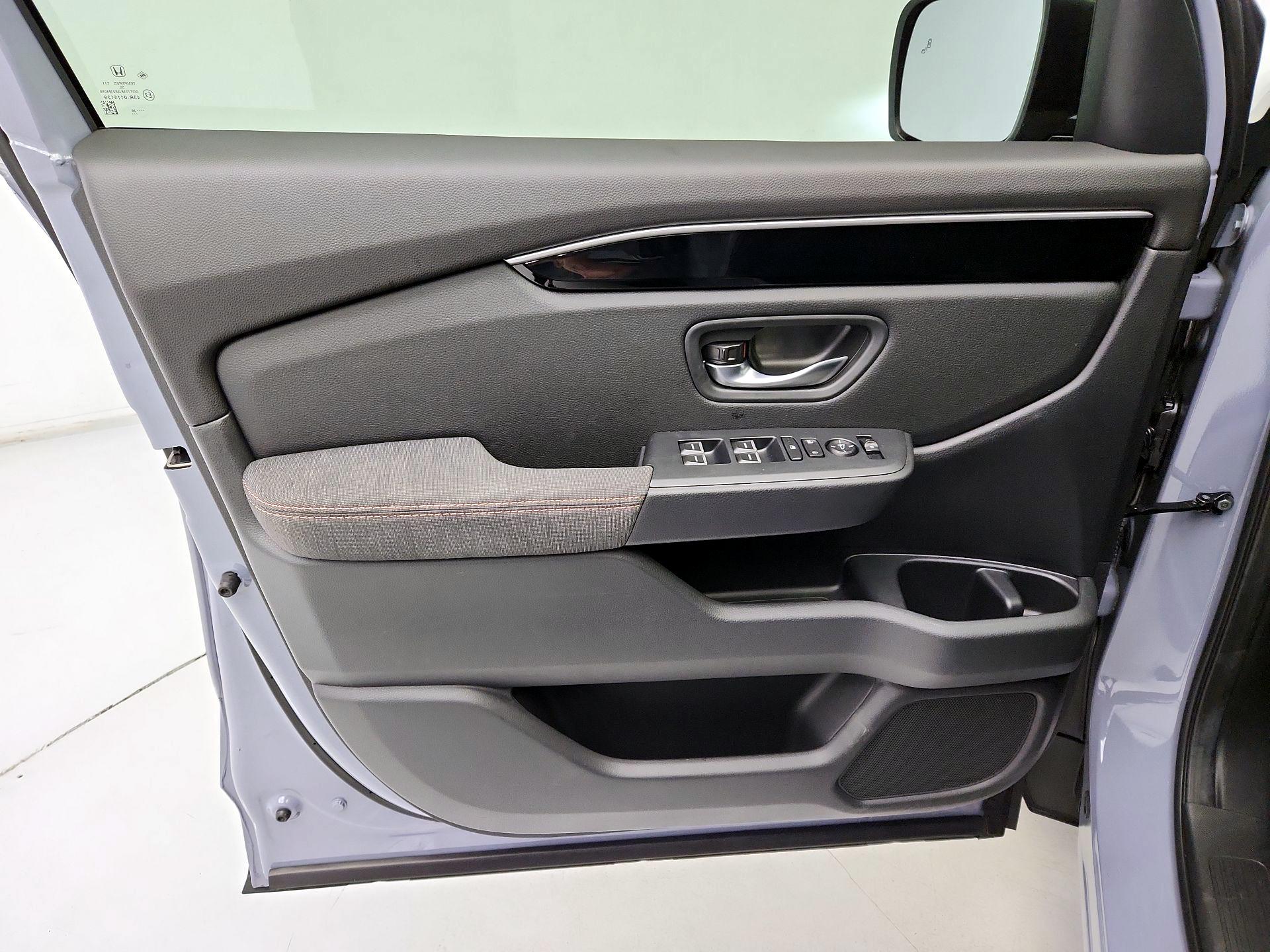 Thumbnail: 2026 Honda Pilot - 12