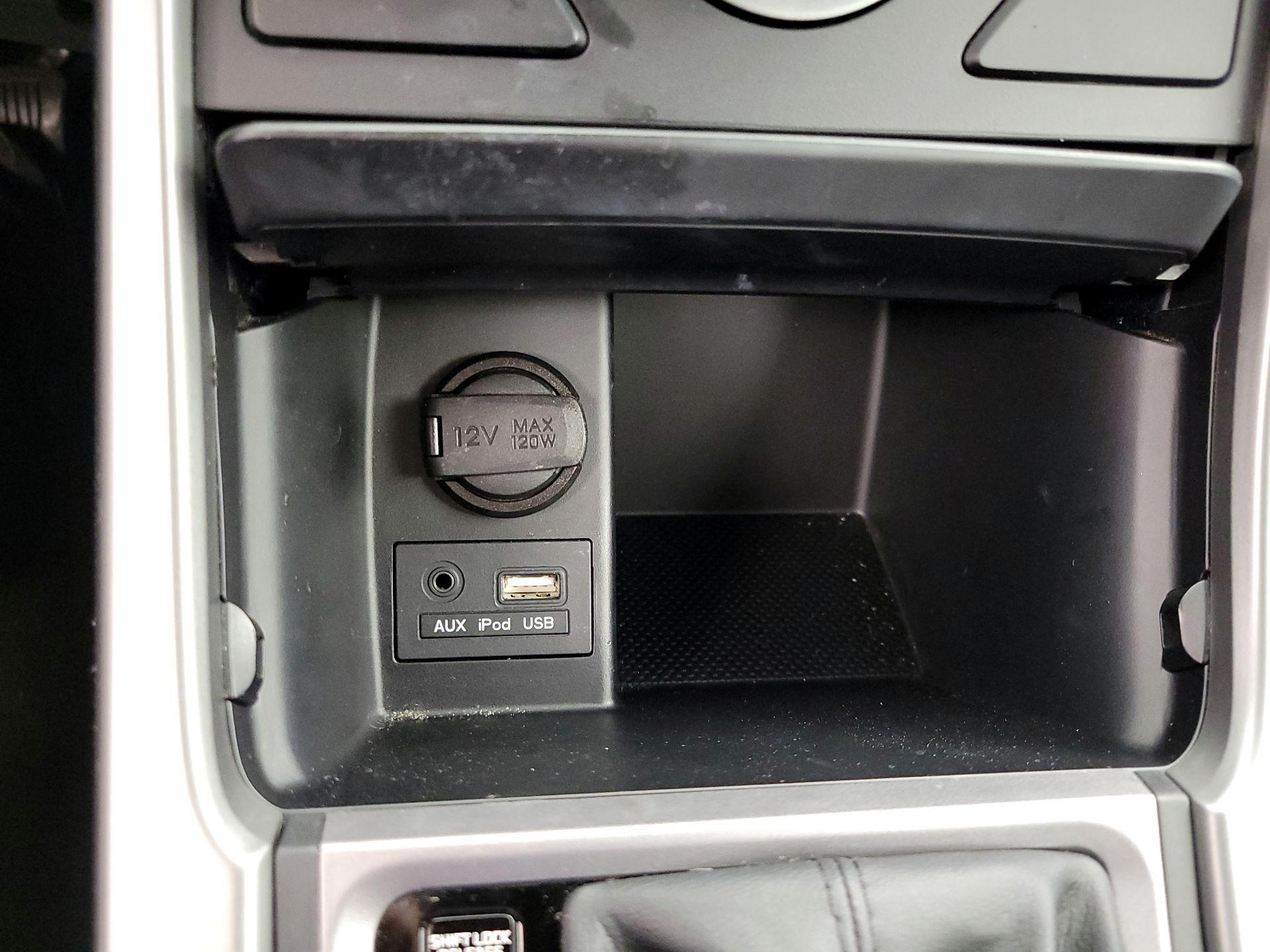 Thumbnail: 2014 Hyundai Elantra - 17