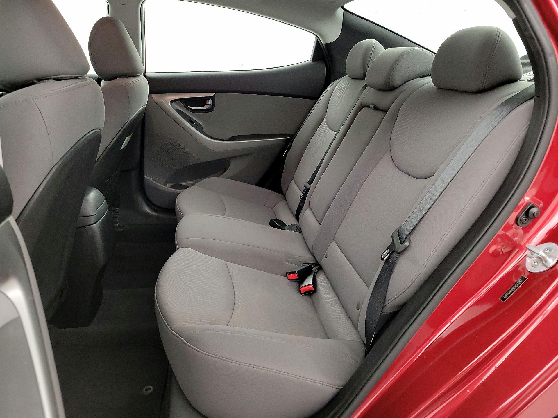 Thumbnail: 2014 Hyundai Elantra - 18
