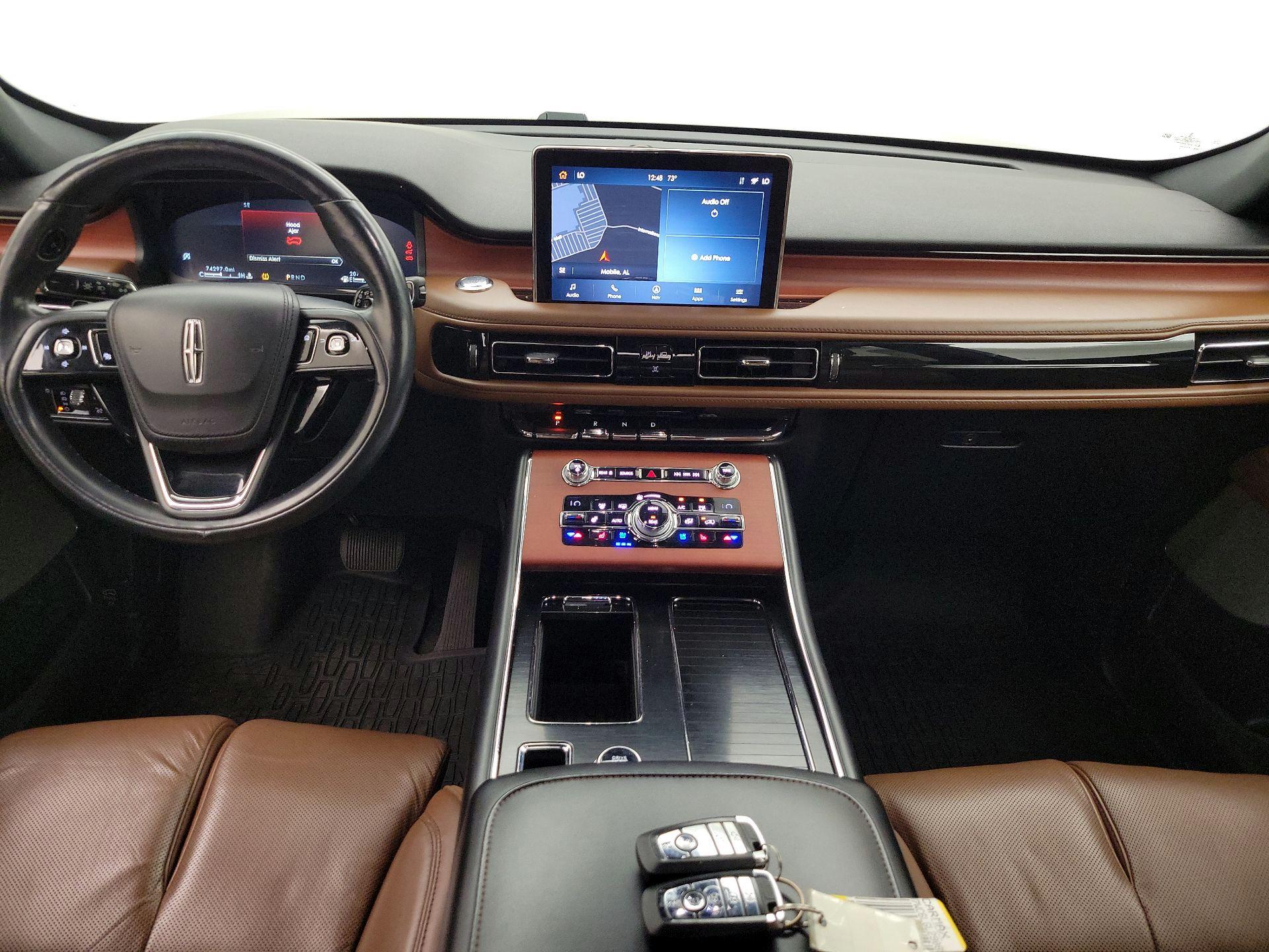 Thumbnail: 2020 Lincoln Aviator - 9