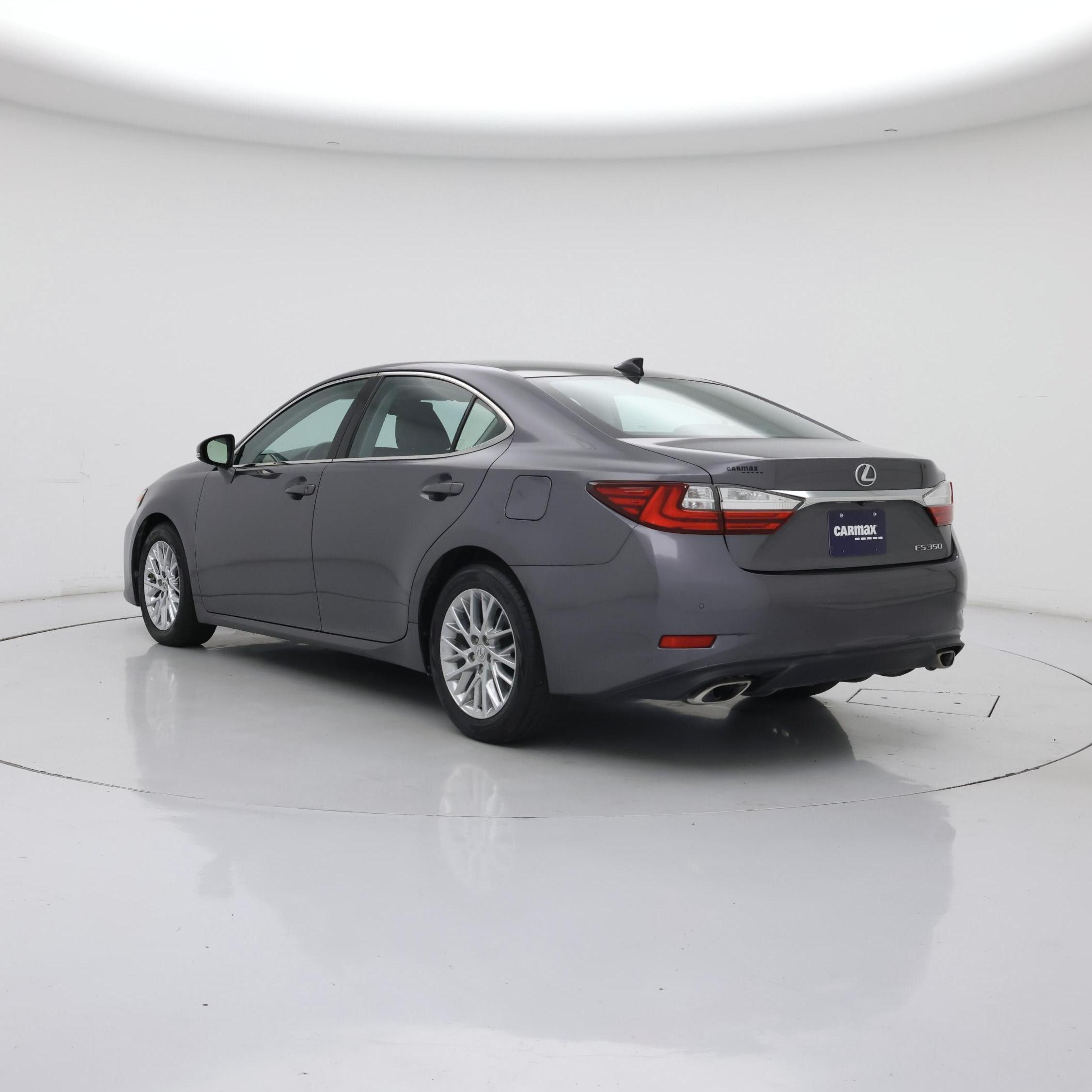 Thumbnail: 2017 Lexus ES - 2