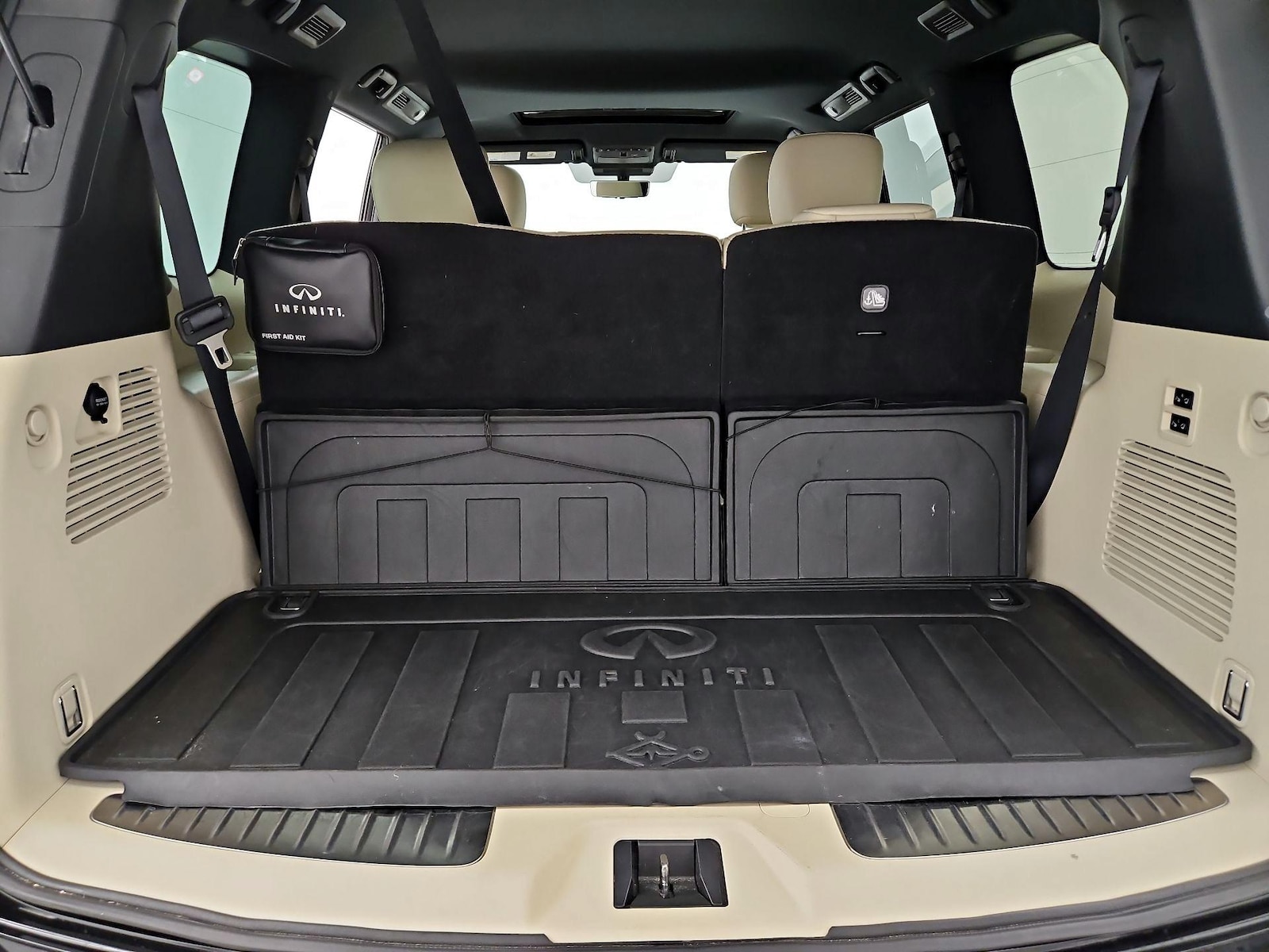 2024 INFINITI QX80 Sensory 4WD - Photo 24