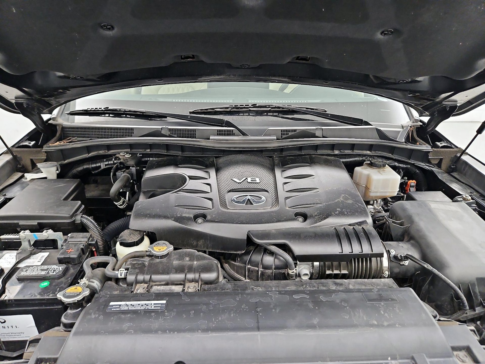 2024 INFINITI QX80 Sensory 4WD - Photo 26