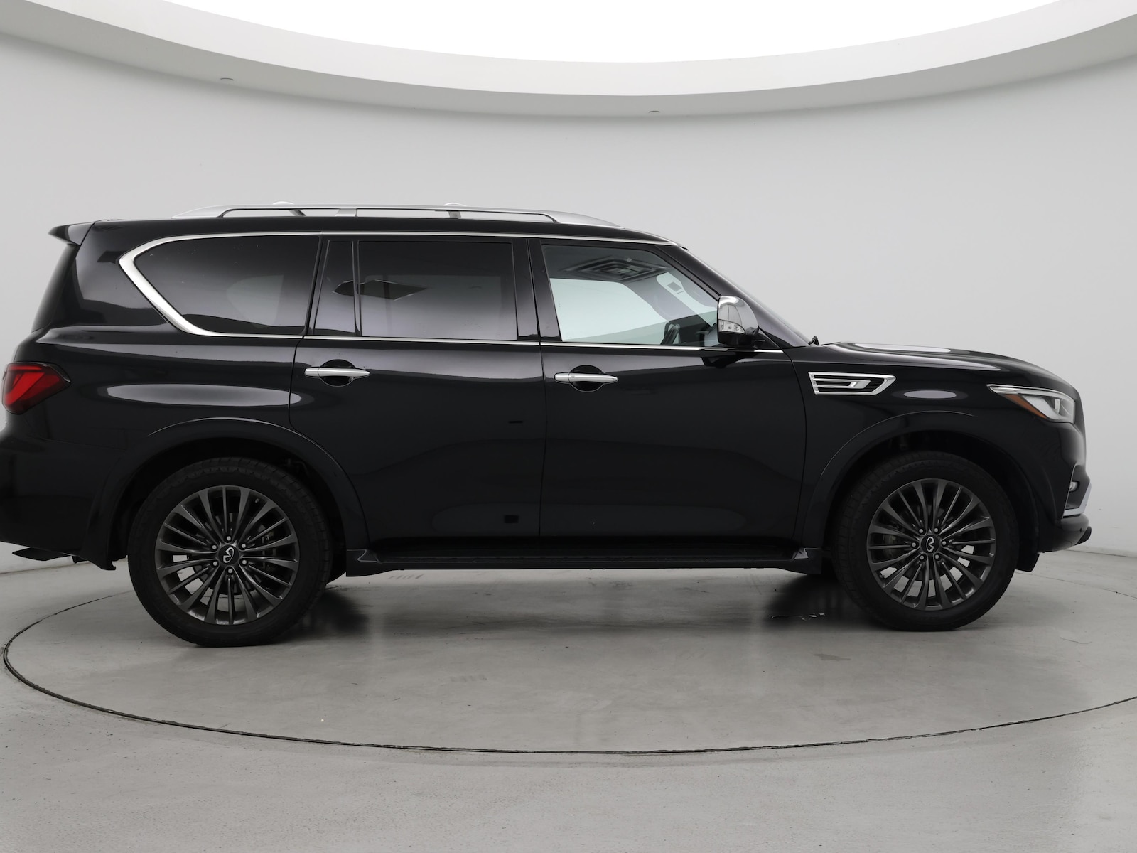 2024 INFINITI QX80 Sensory 4WD - Photo 8