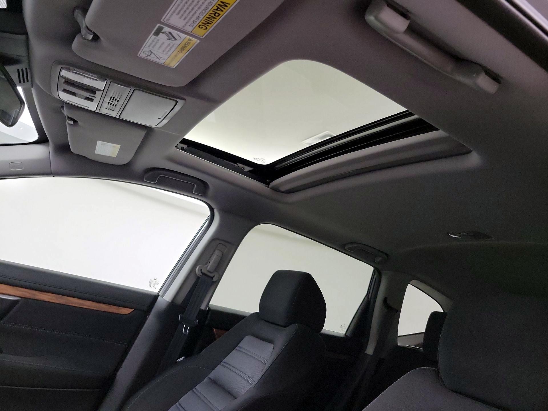 Thumbnail: 2018 Honda CR-V - 17