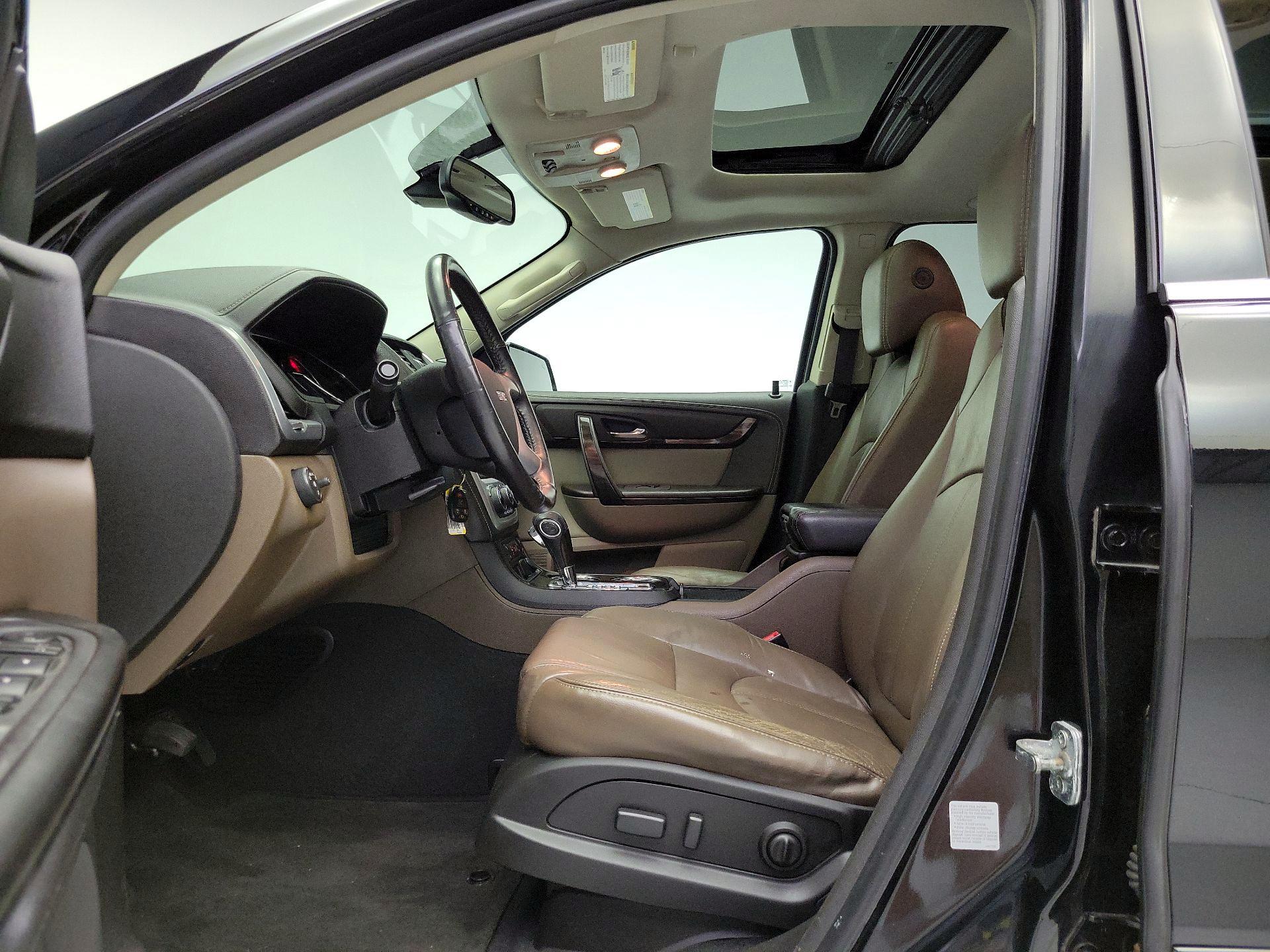 Thumbnail: 2017 GMC Acadia - 11
