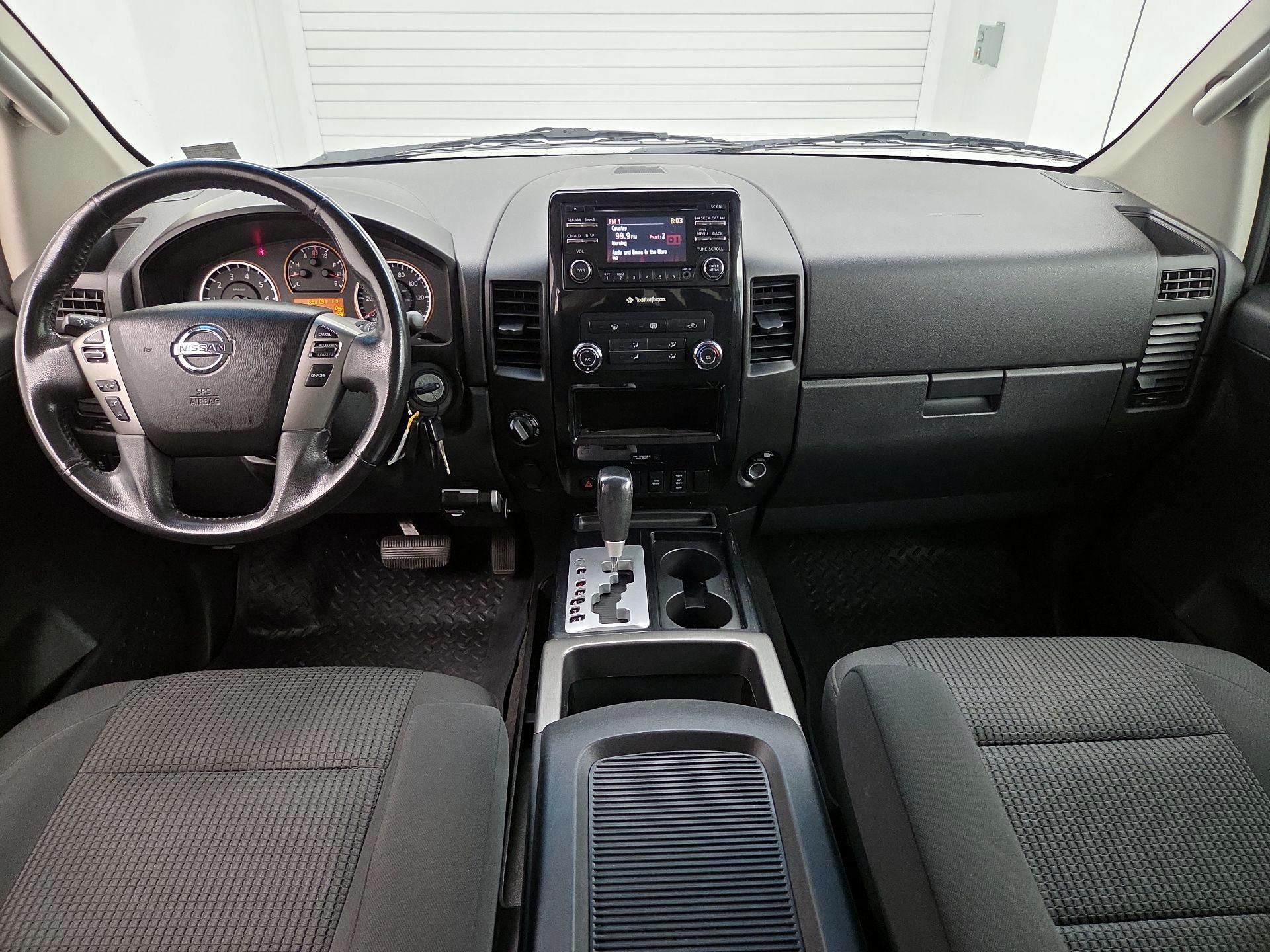 Thumbnail: 2014 Nissan Titan - 9