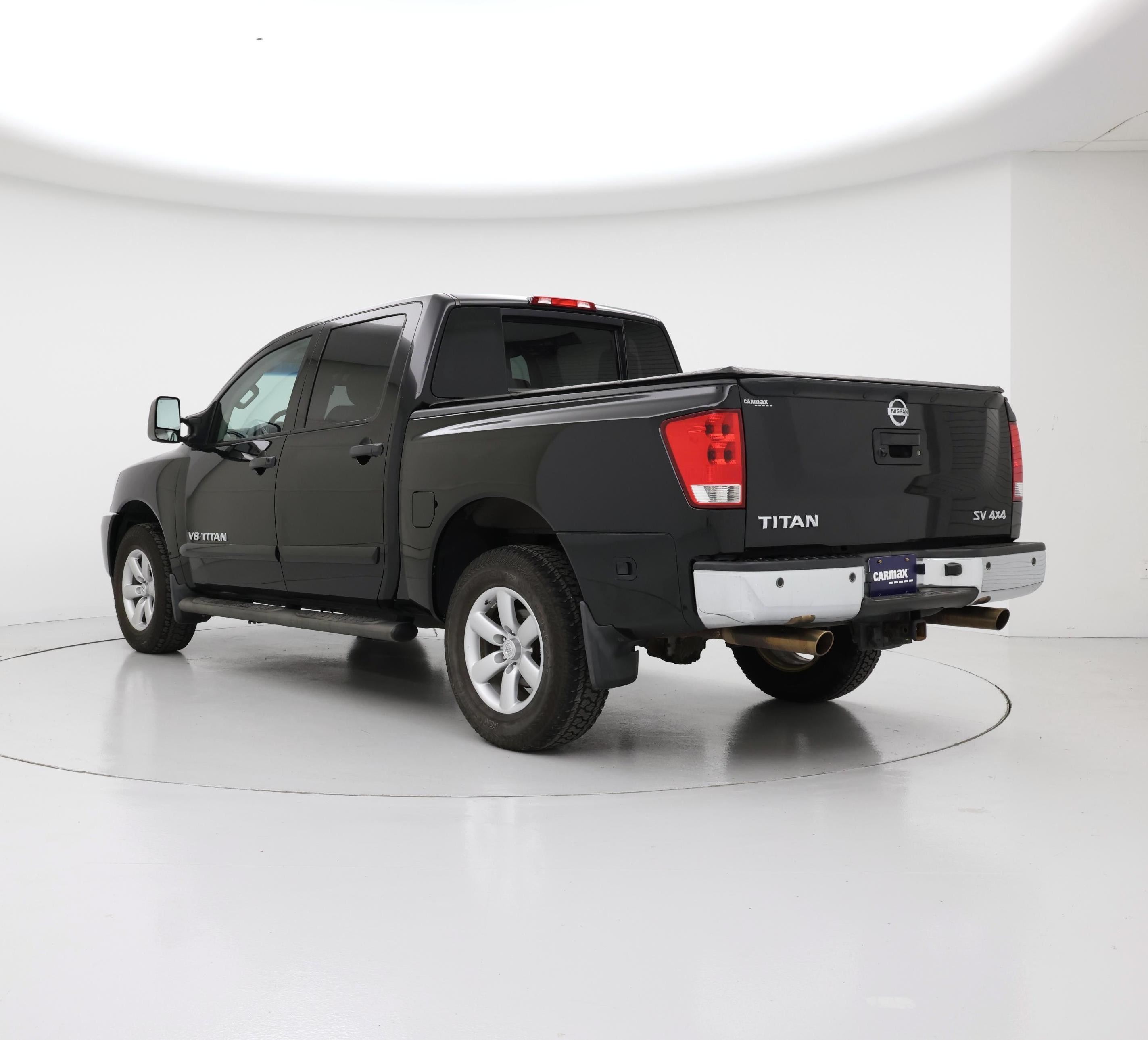 Thumbnail: 2014 Nissan Titan - 2