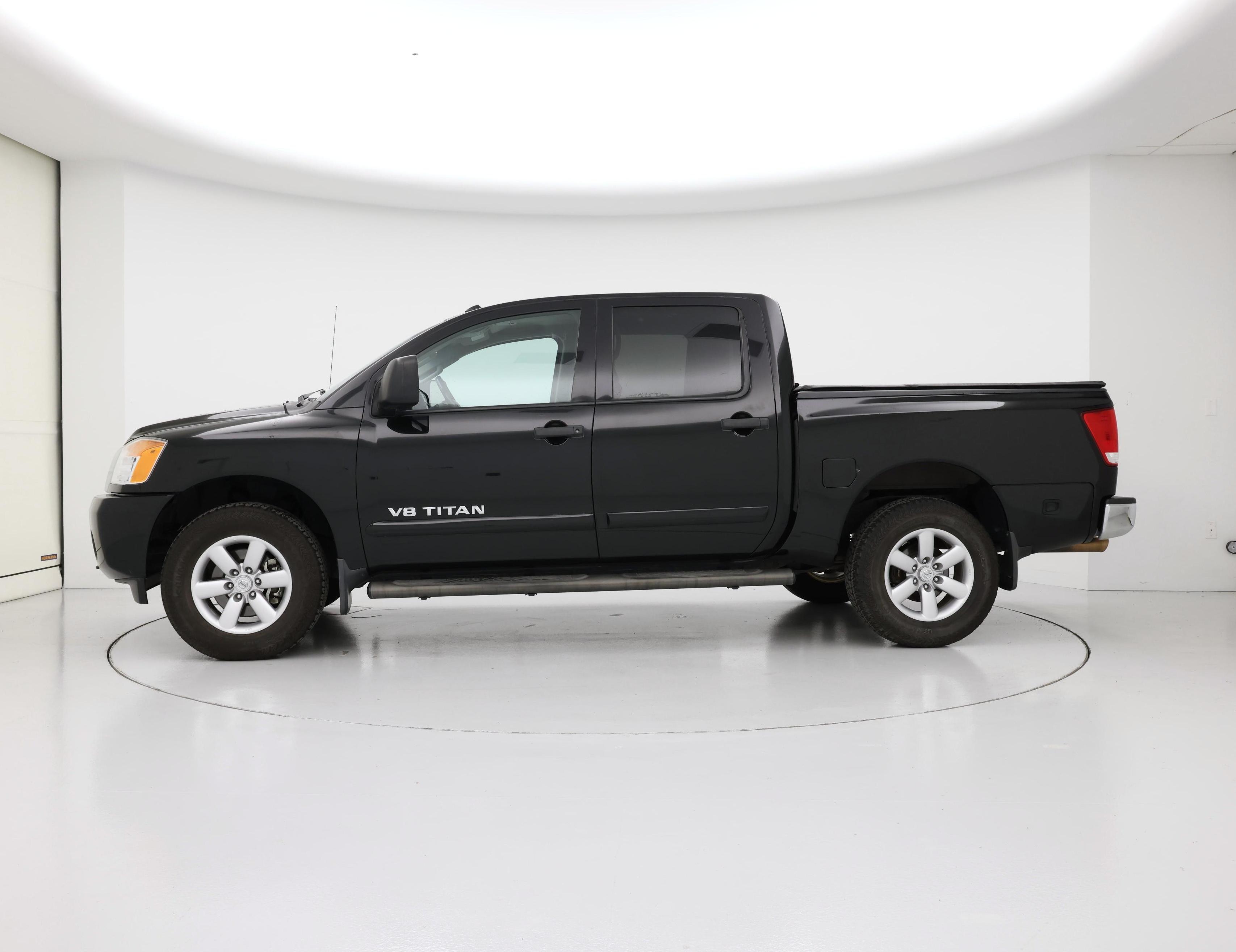 Thumbnail: 2014 Nissan Titan - 3