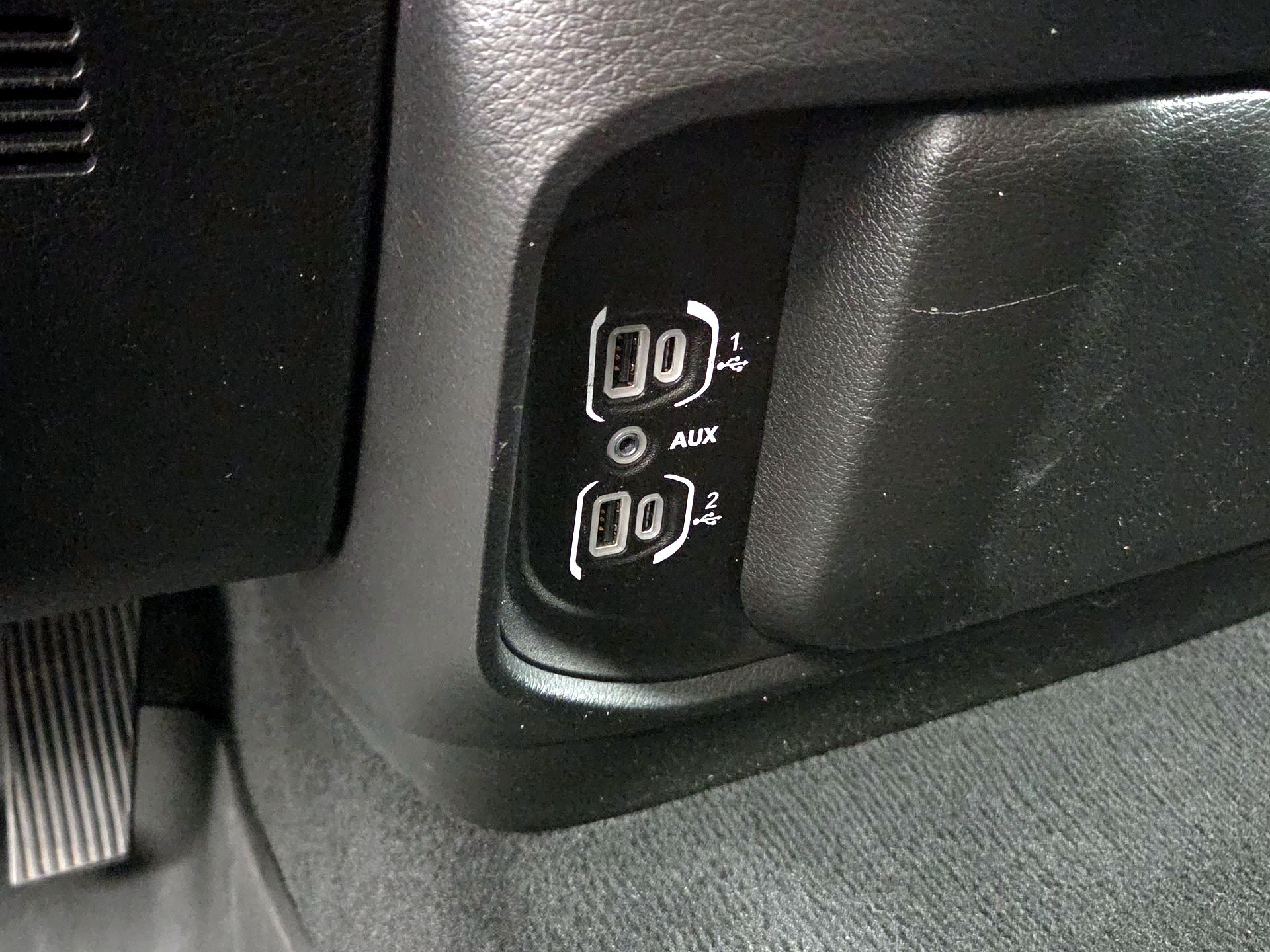 Thumbnail: 2019 RAM 1500 - 19