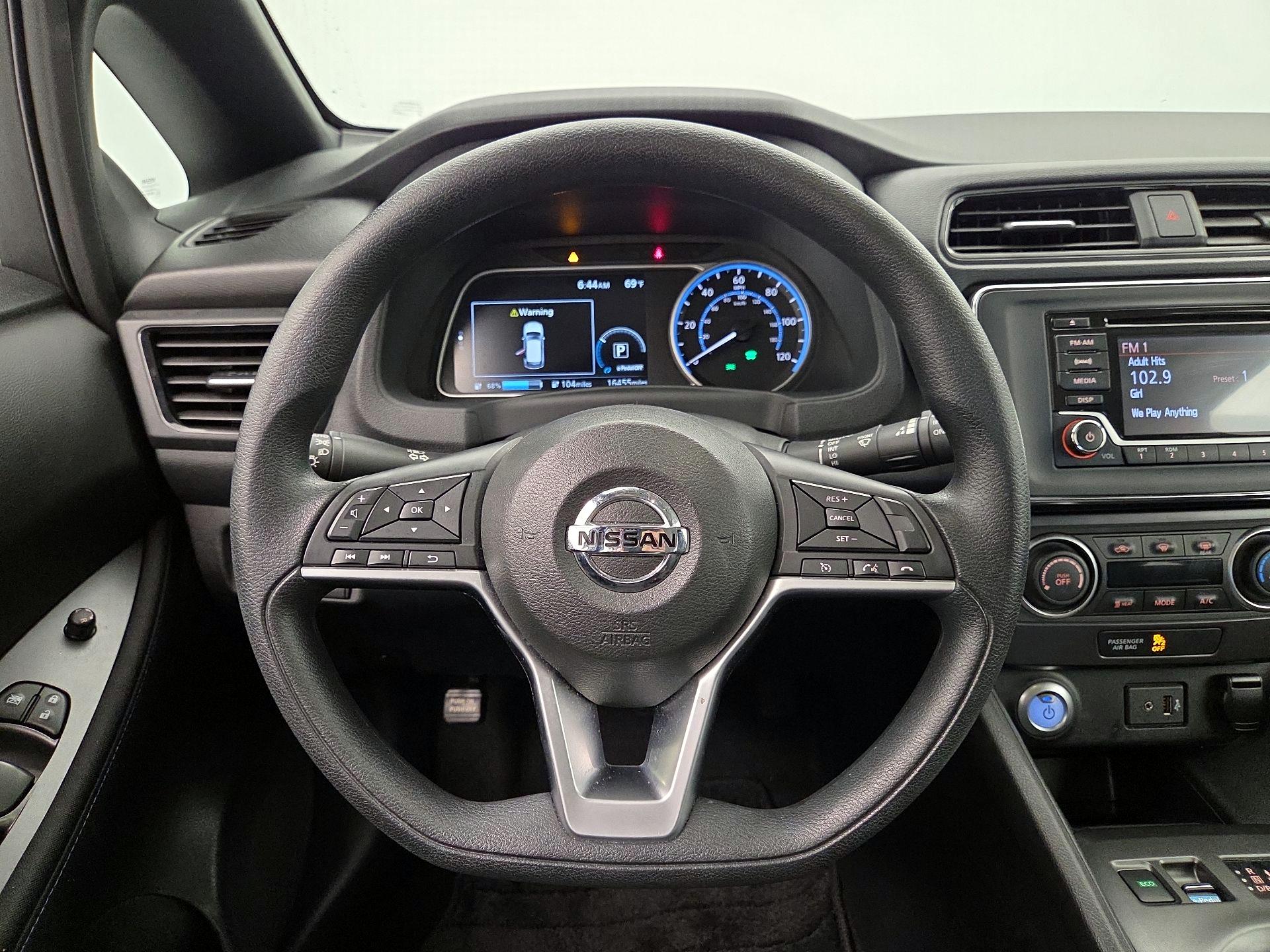 Thumbnail: 2019 Nissan Leaf - 10
