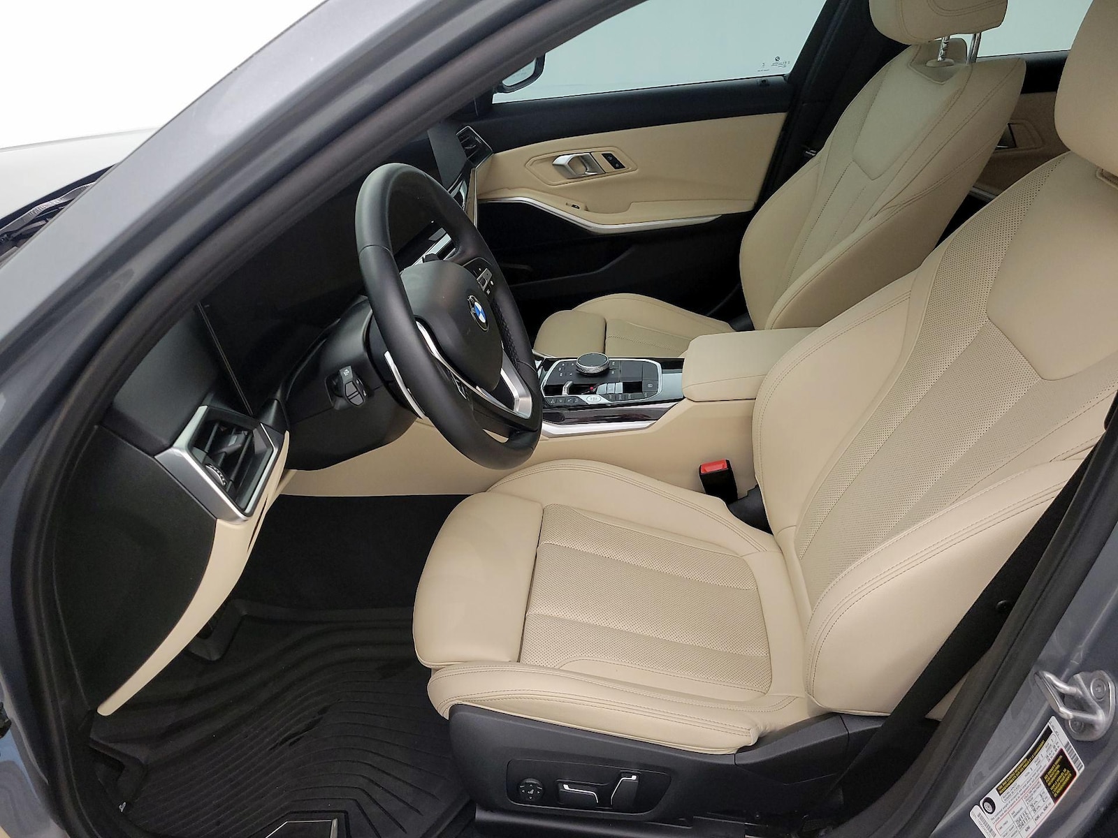Power Seat(s) & Side Airbags