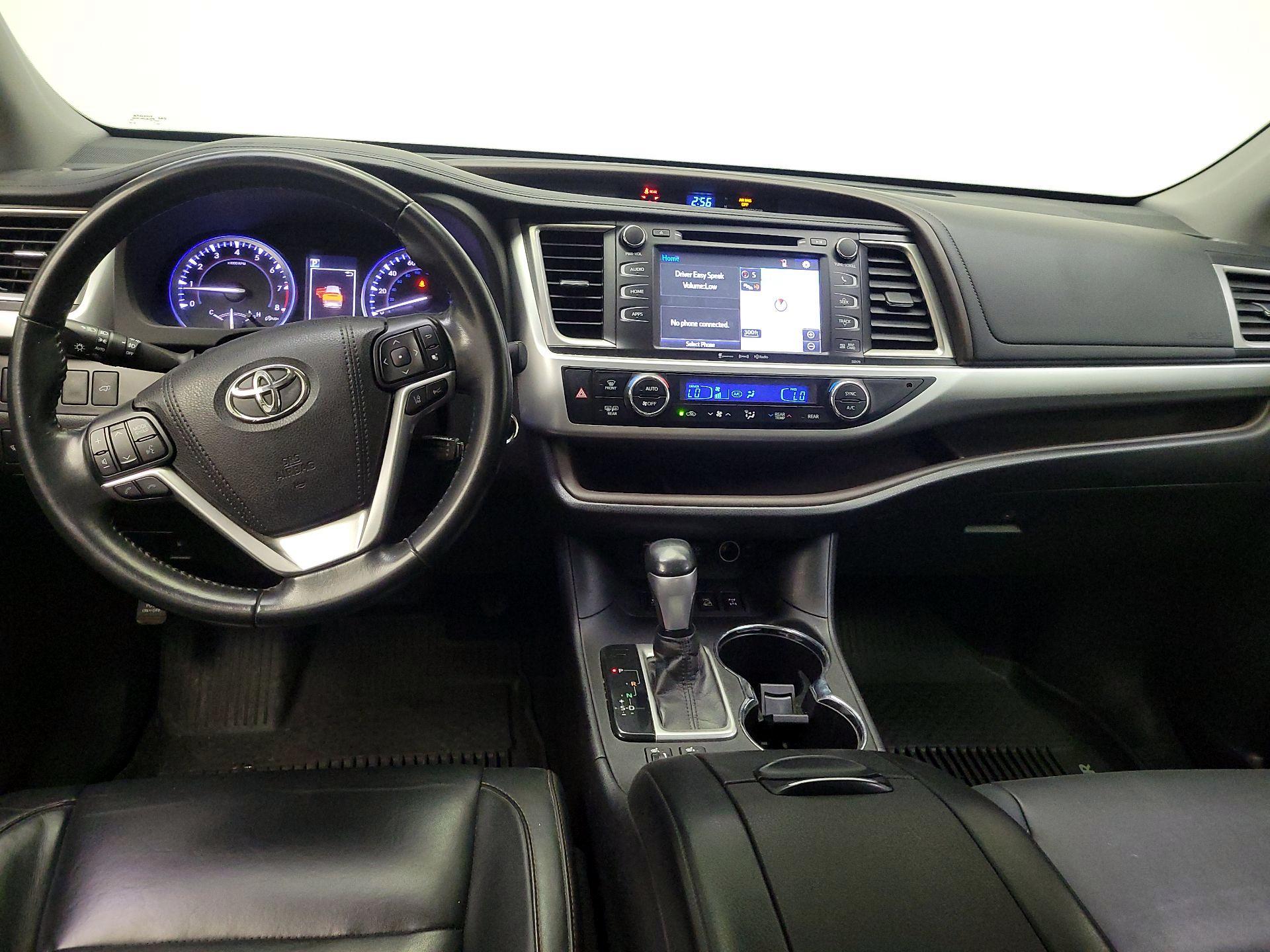 Thumbnail: 2018 Toyota Highlander - 9