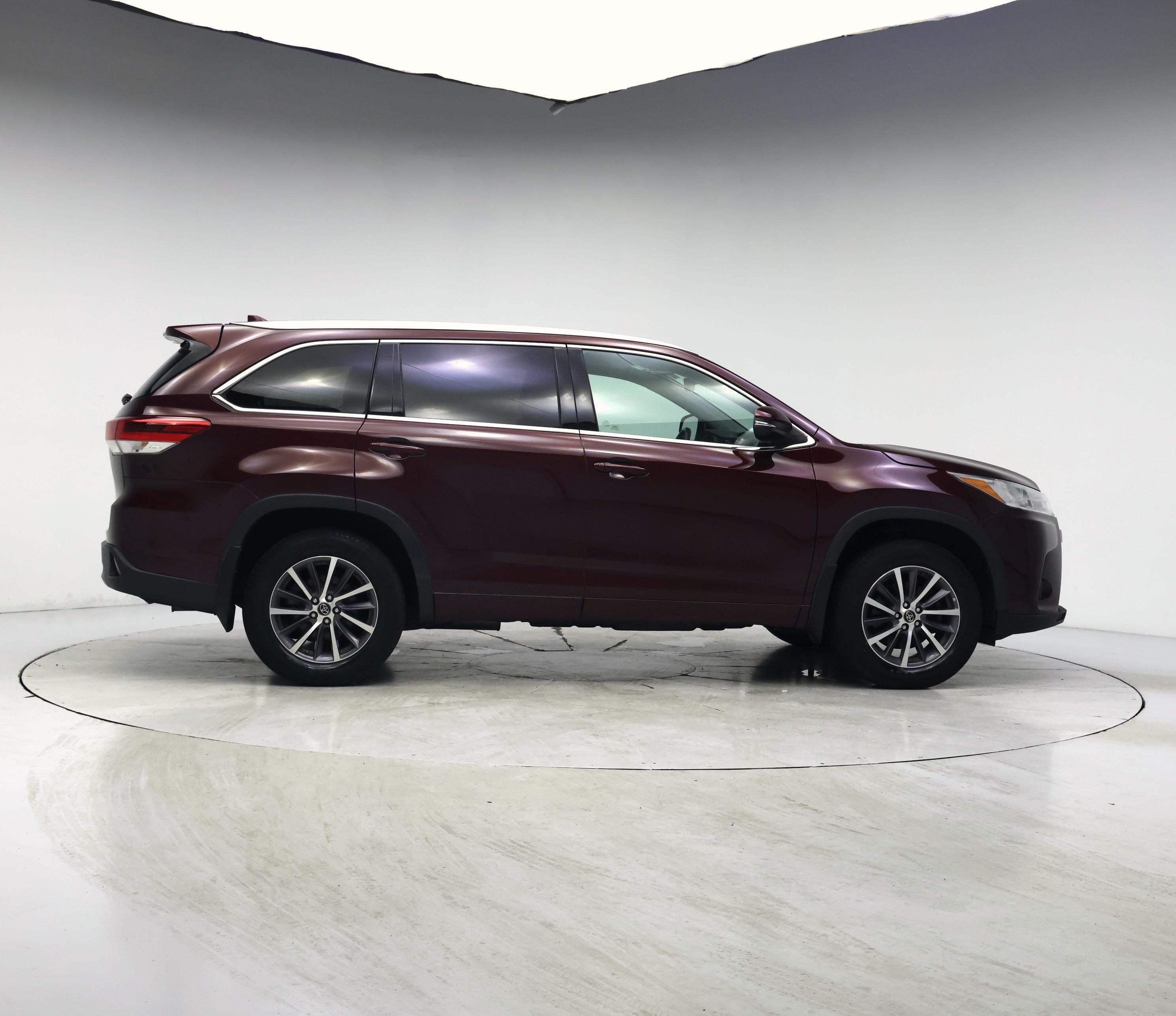 Thumbnail: 2018 Toyota Highlander - 7