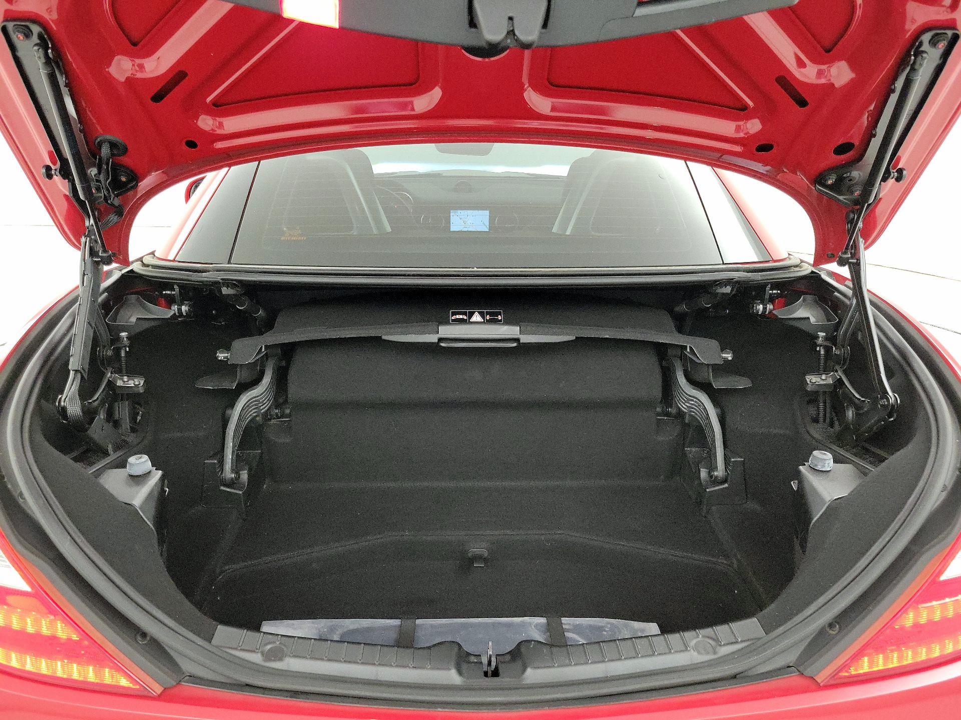 Thumbnail: 2016 Mercedes-Benz SLK - 19