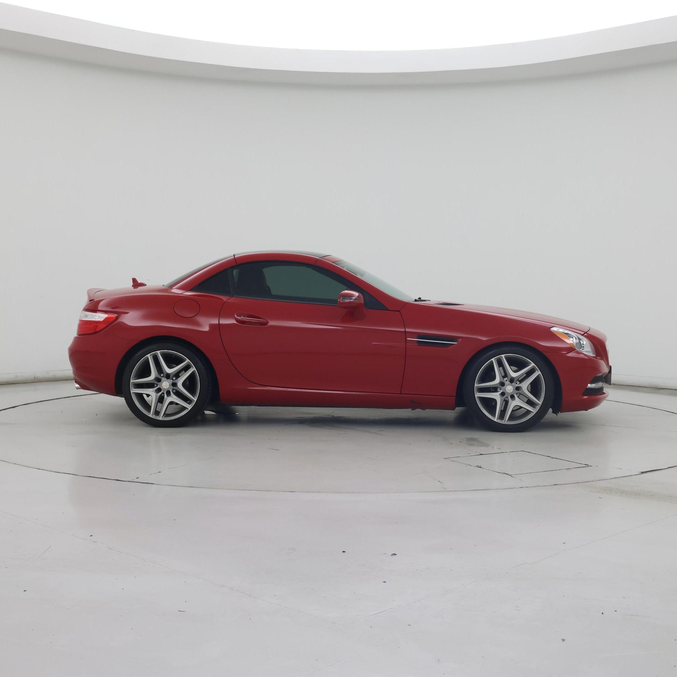 Thumbnail: 2016 Mercedes-Benz SLK - 7