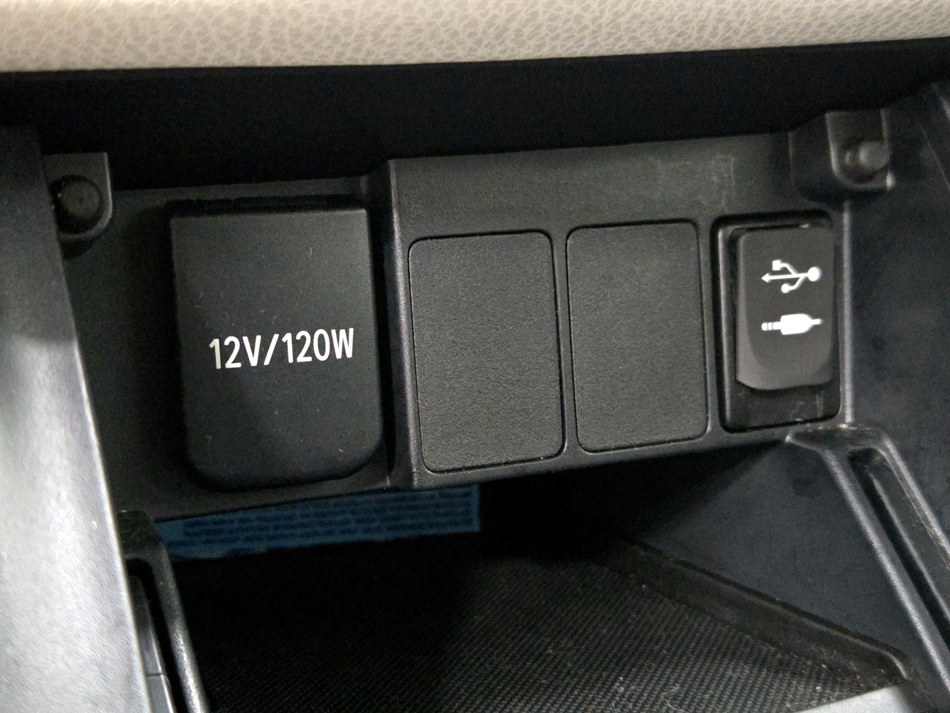 Thumbnail: 2018 Toyota Corolla iM - 18