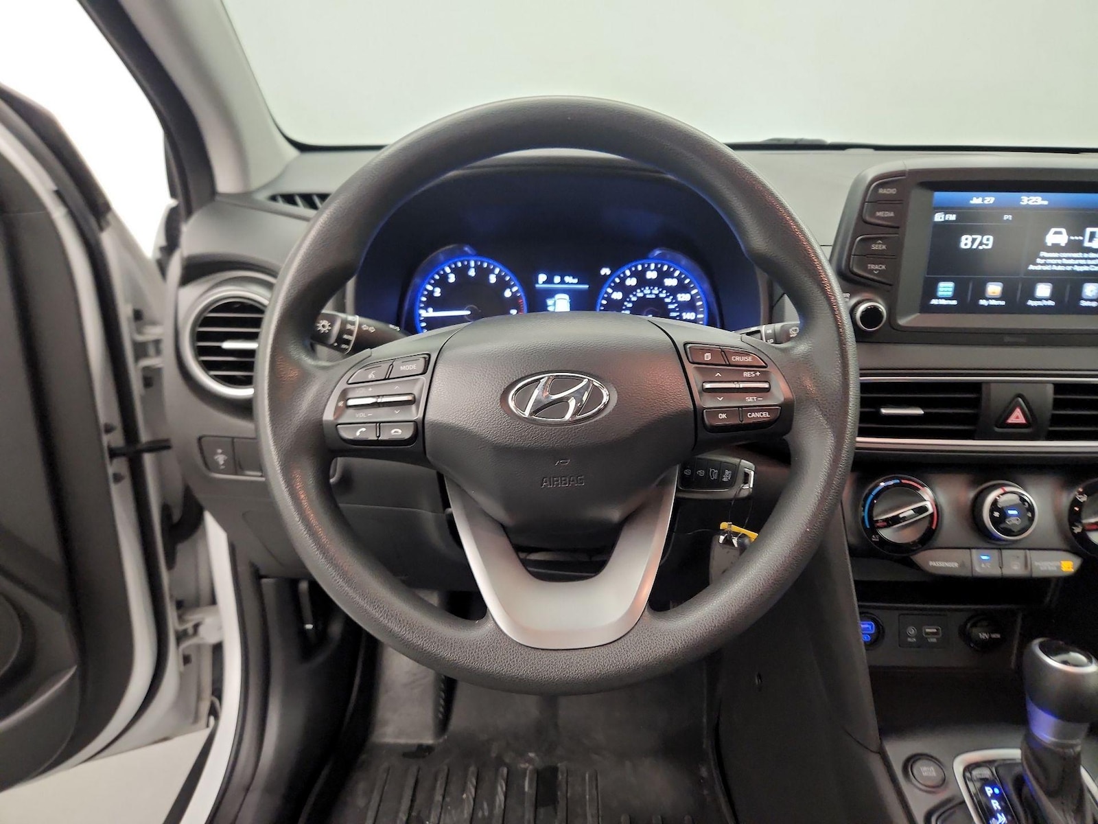2020 Hyundai Kona SE - Photo 11