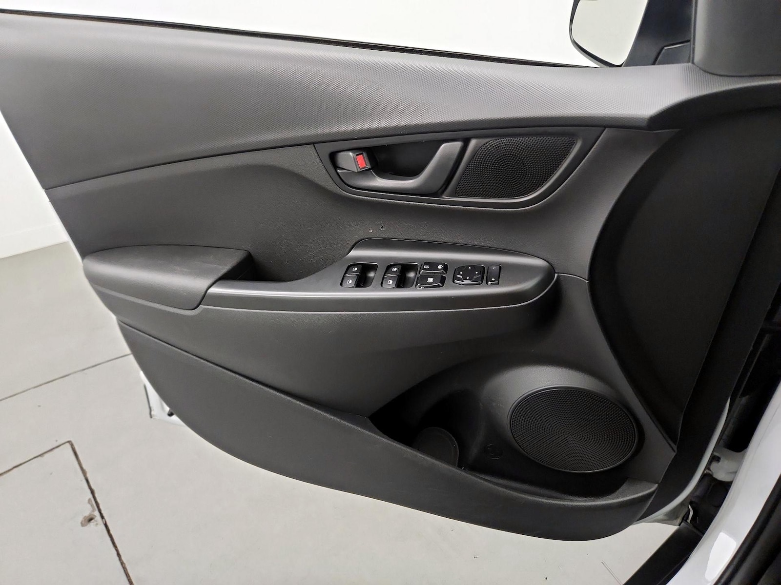 2020 Hyundai Kona SE - Photo 13