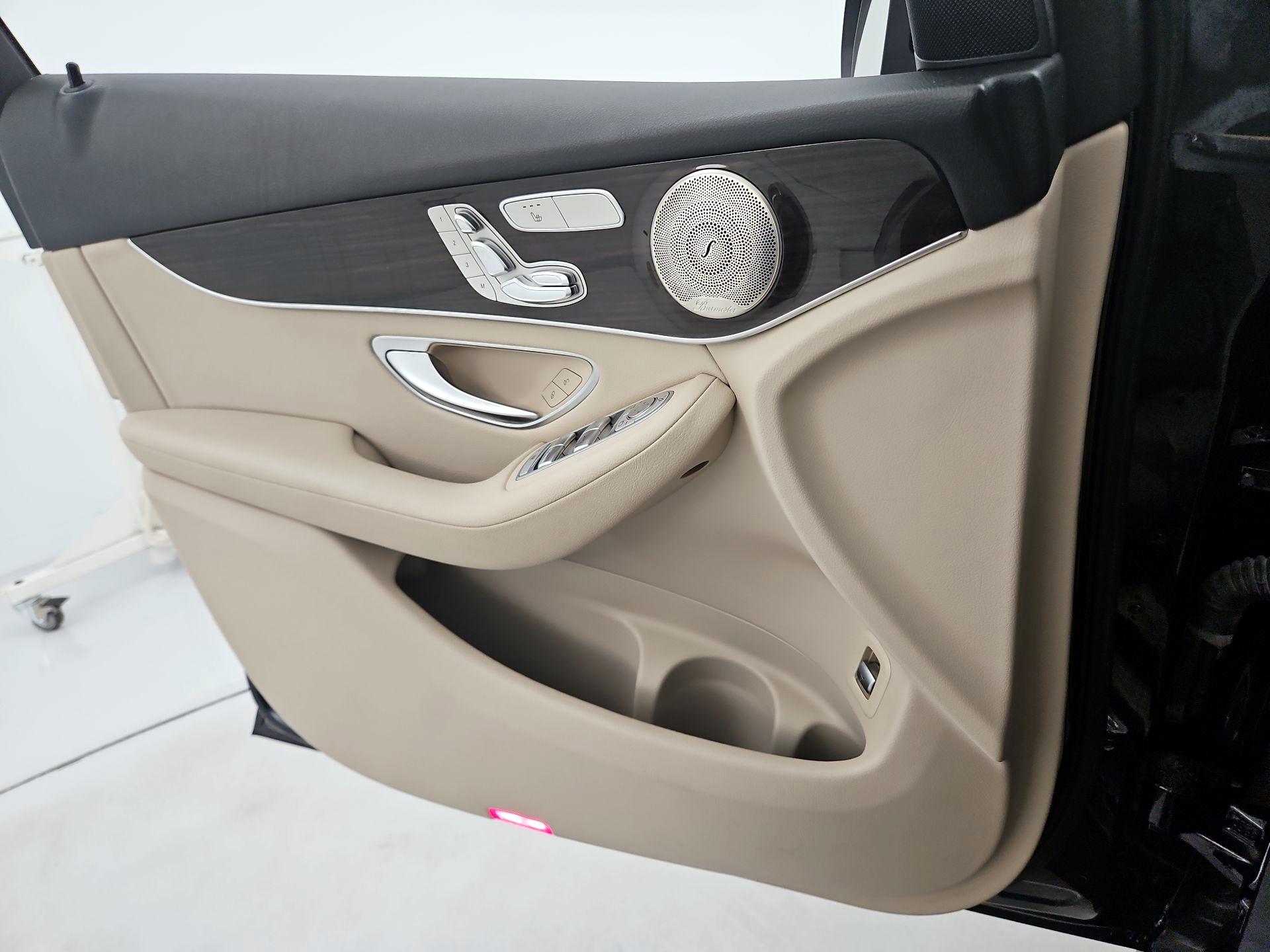Thumbnail: 2021 Mercedes-Benz GLC - 12