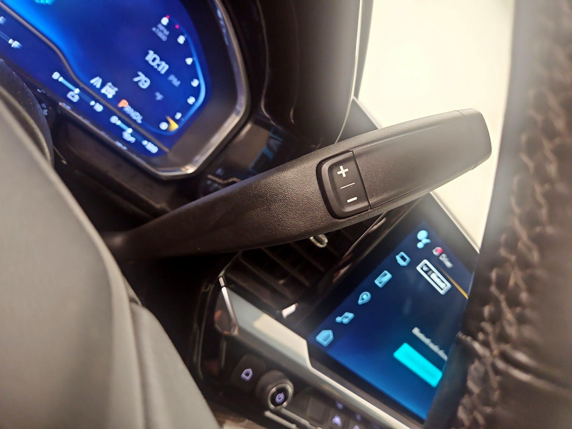 Thumbnail: 2022 Chevrolet Silverado 1500 - 16