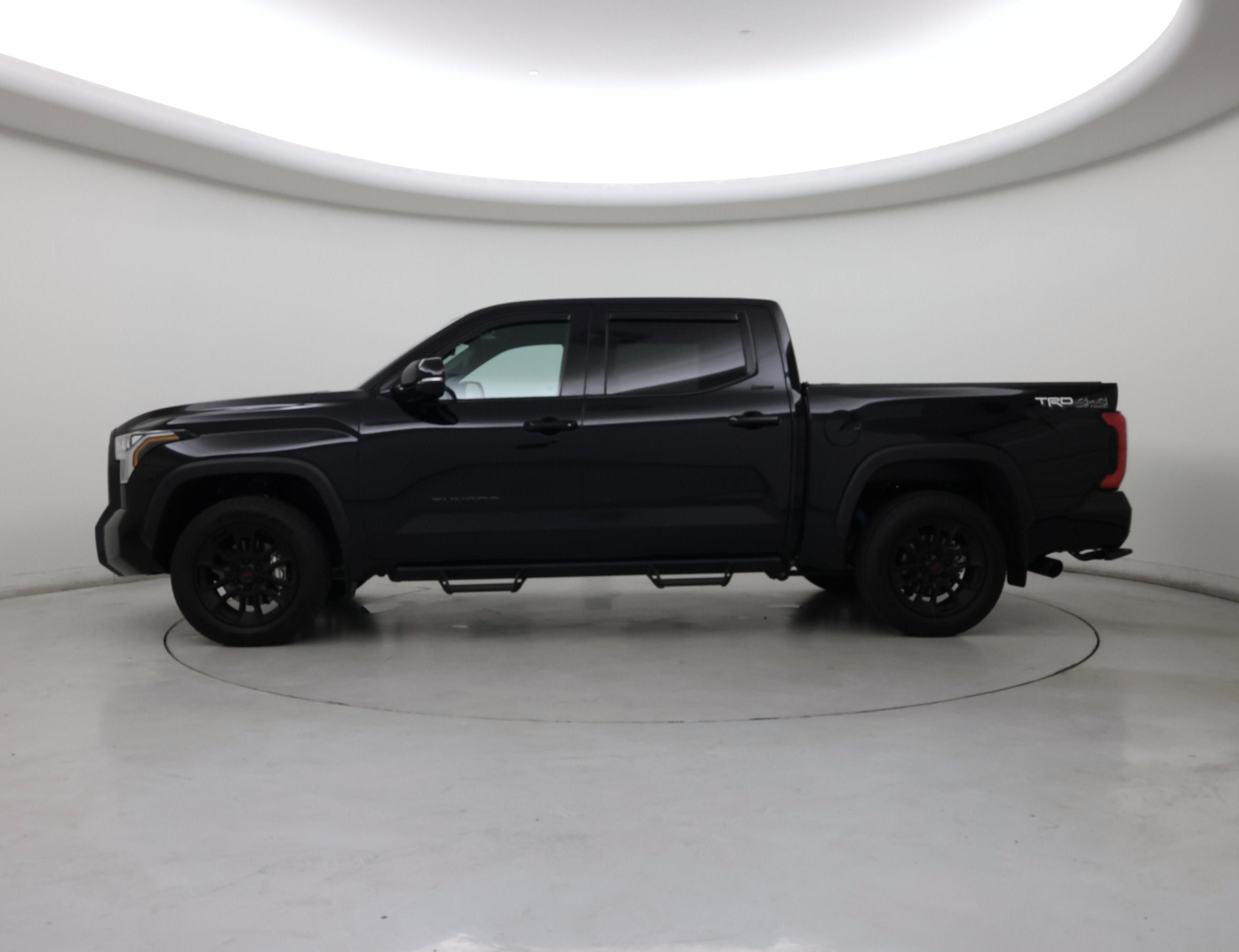 Thumbnail: 2025 Toyota Tundra - 3