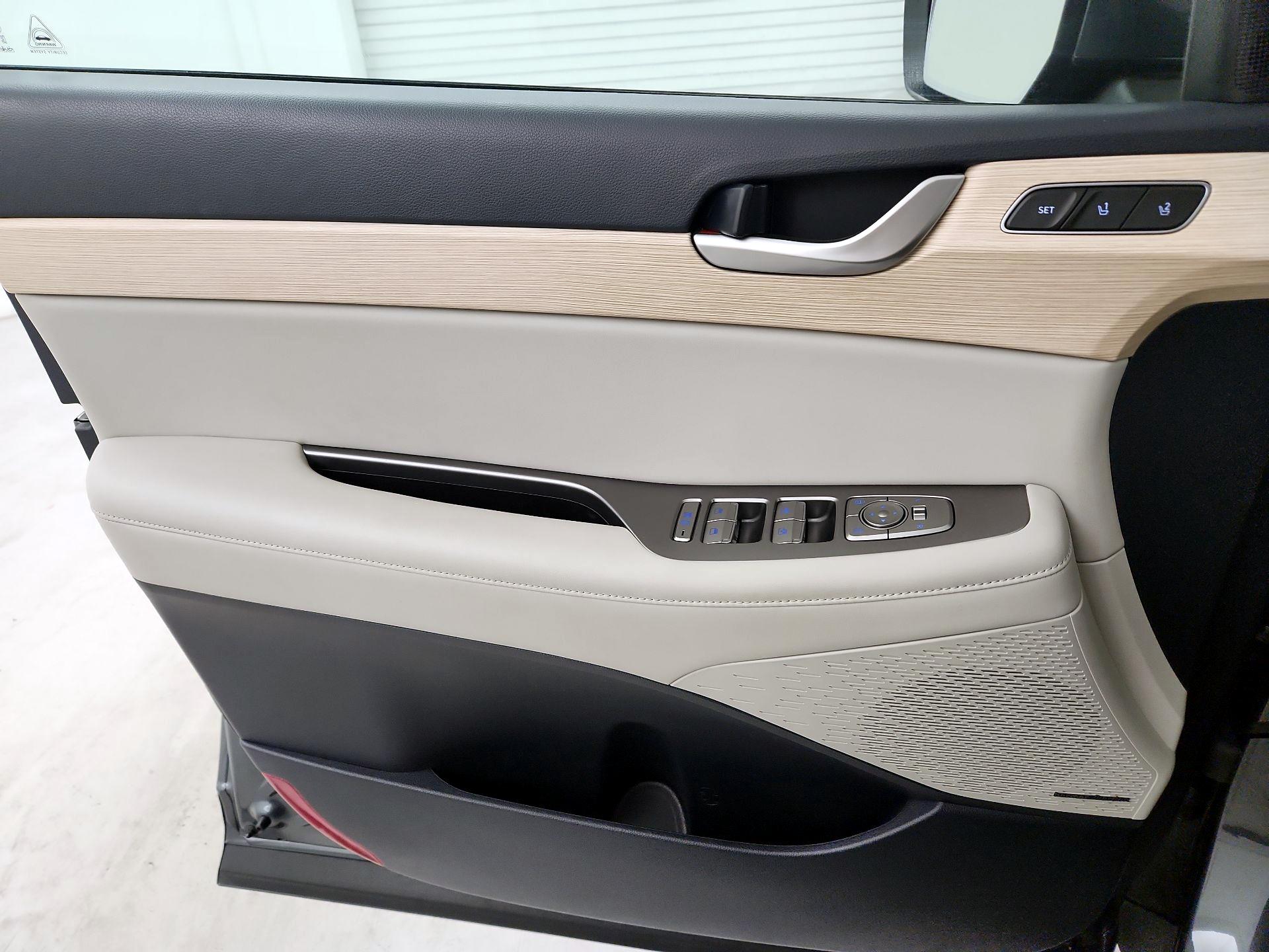 Thumbnail: 2023 Hyundai Palisade - 10