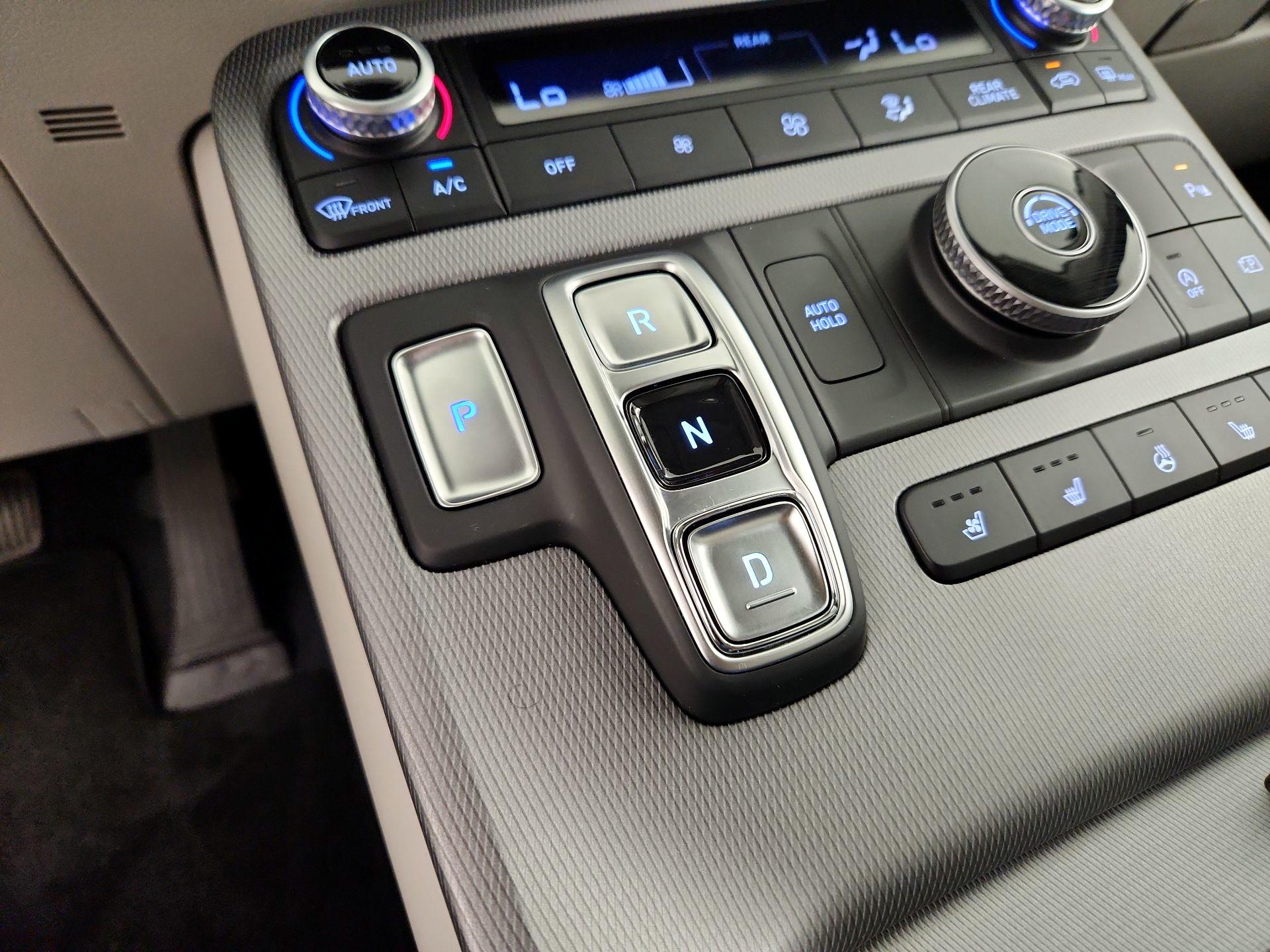 Thumbnail: 2023 Hyundai Palisade - 16