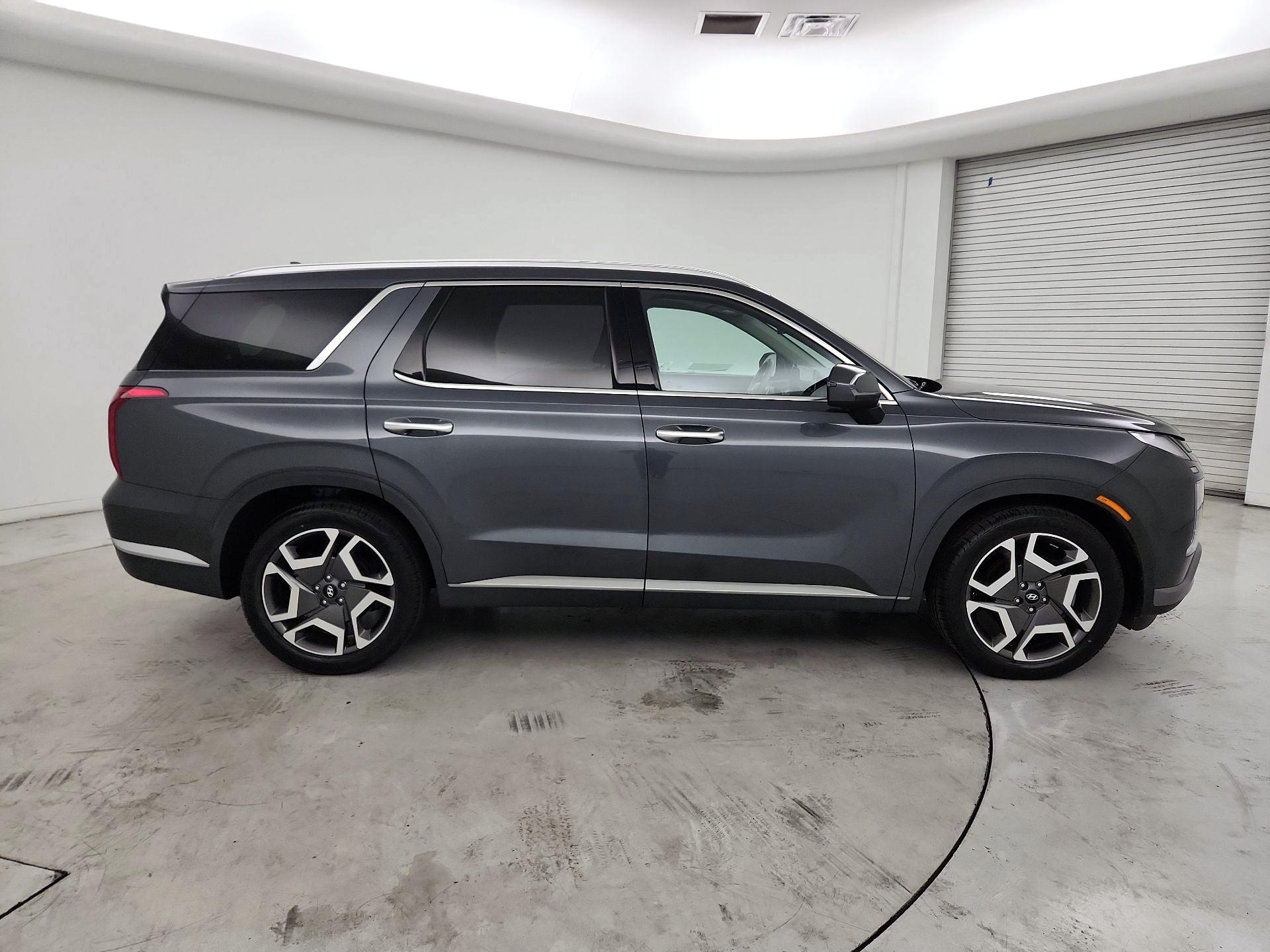 Thumbnail: 2023 Hyundai Palisade - 4