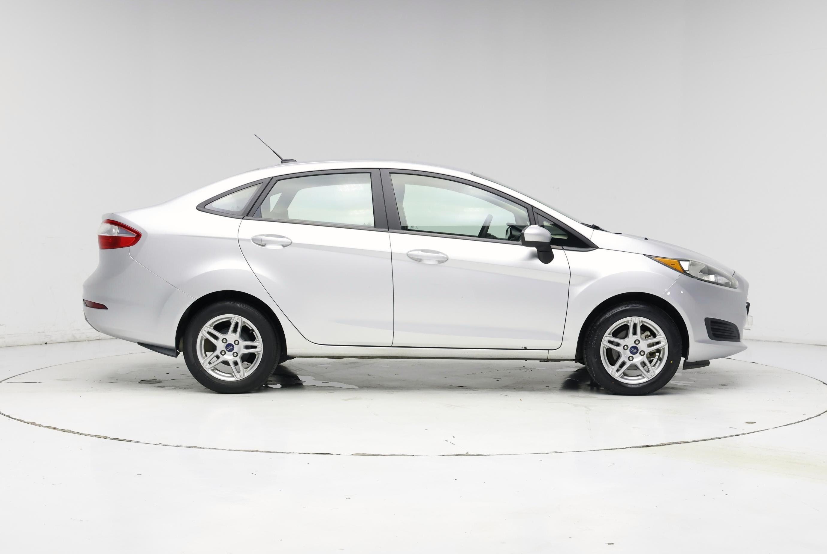 Thumbnail: 2019 Ford Fiesta - 7