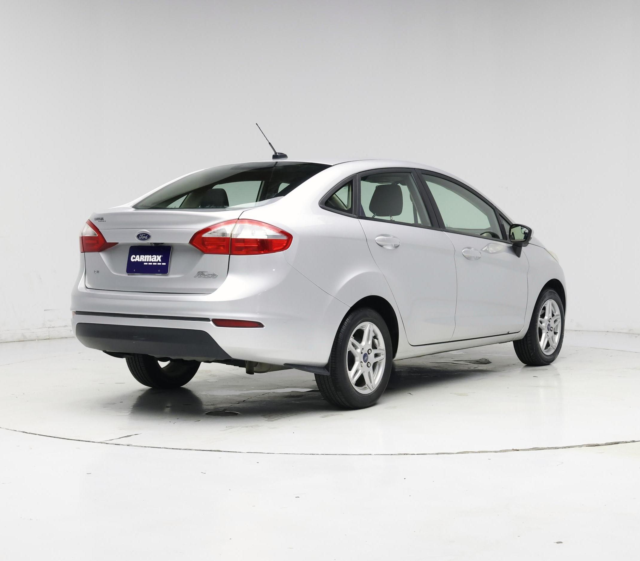 Thumbnail: 2019 Ford Fiesta - 8