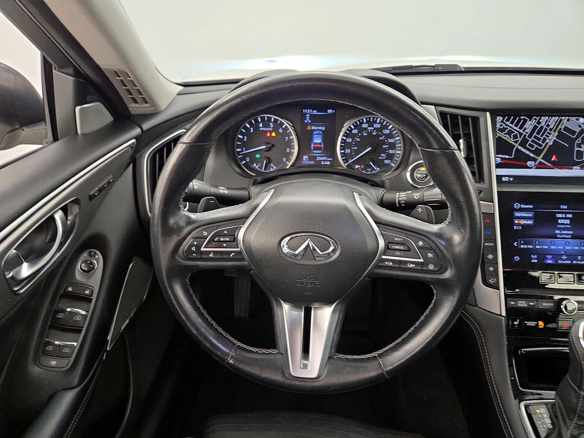 Thumbnail: 2020 INFINITI Q50 - 10